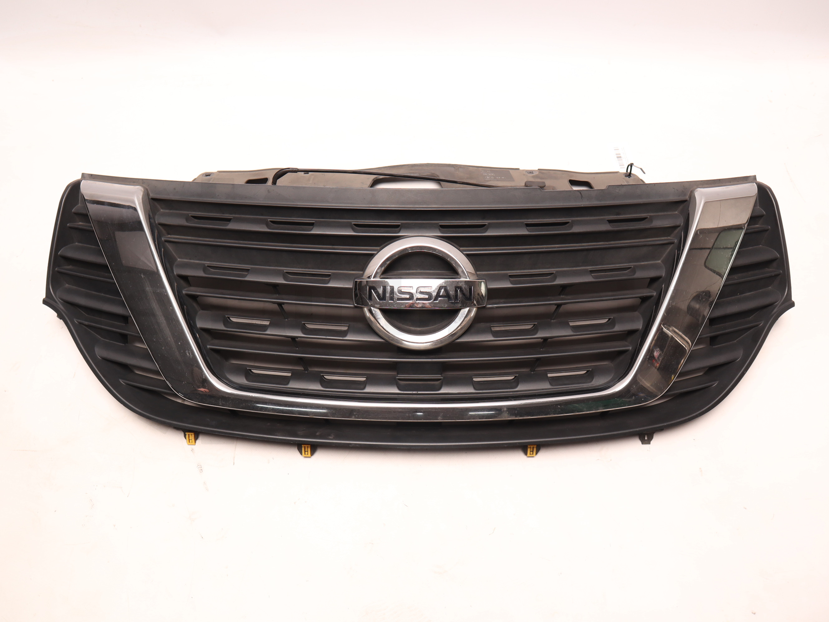 Решітка радіатора NISSAN NV 300 2014, - 628101216R 623109057R Б/В