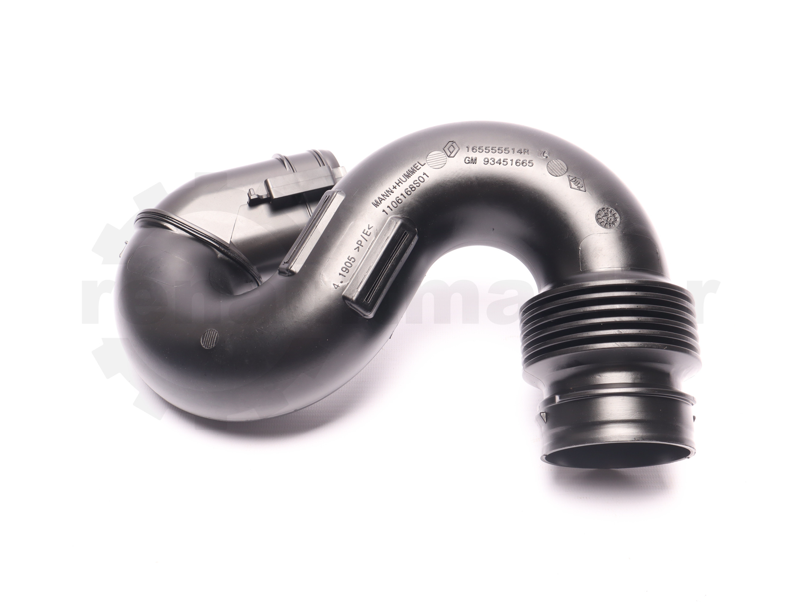 Патрубок забору повітря Reneult Trafic (Opel Vivaro,Nissan NV300) 2014 - 93451665 GM