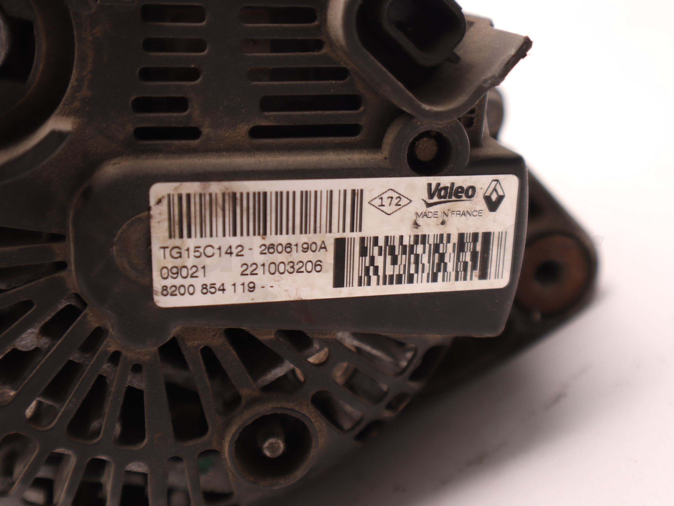 Генератор Renault Trafic, Opel Vivaro 2.0 2009-2014, - 8200854119 Б/В