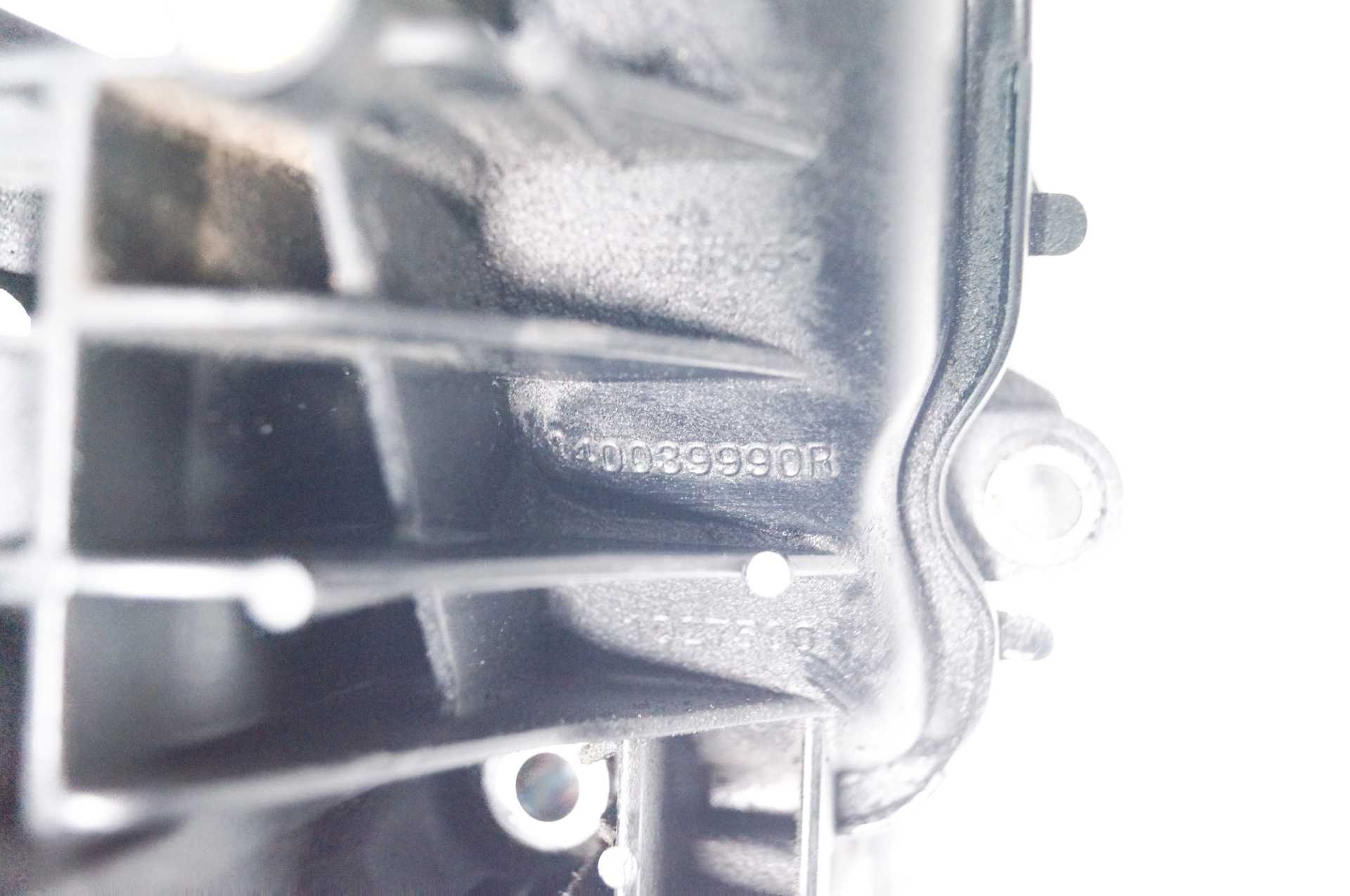 Впускний колектор пластиковий (BiTURBO) Renault Master (Opel Movano, Nissan NV400) 2010 -, 140039990R Б/В