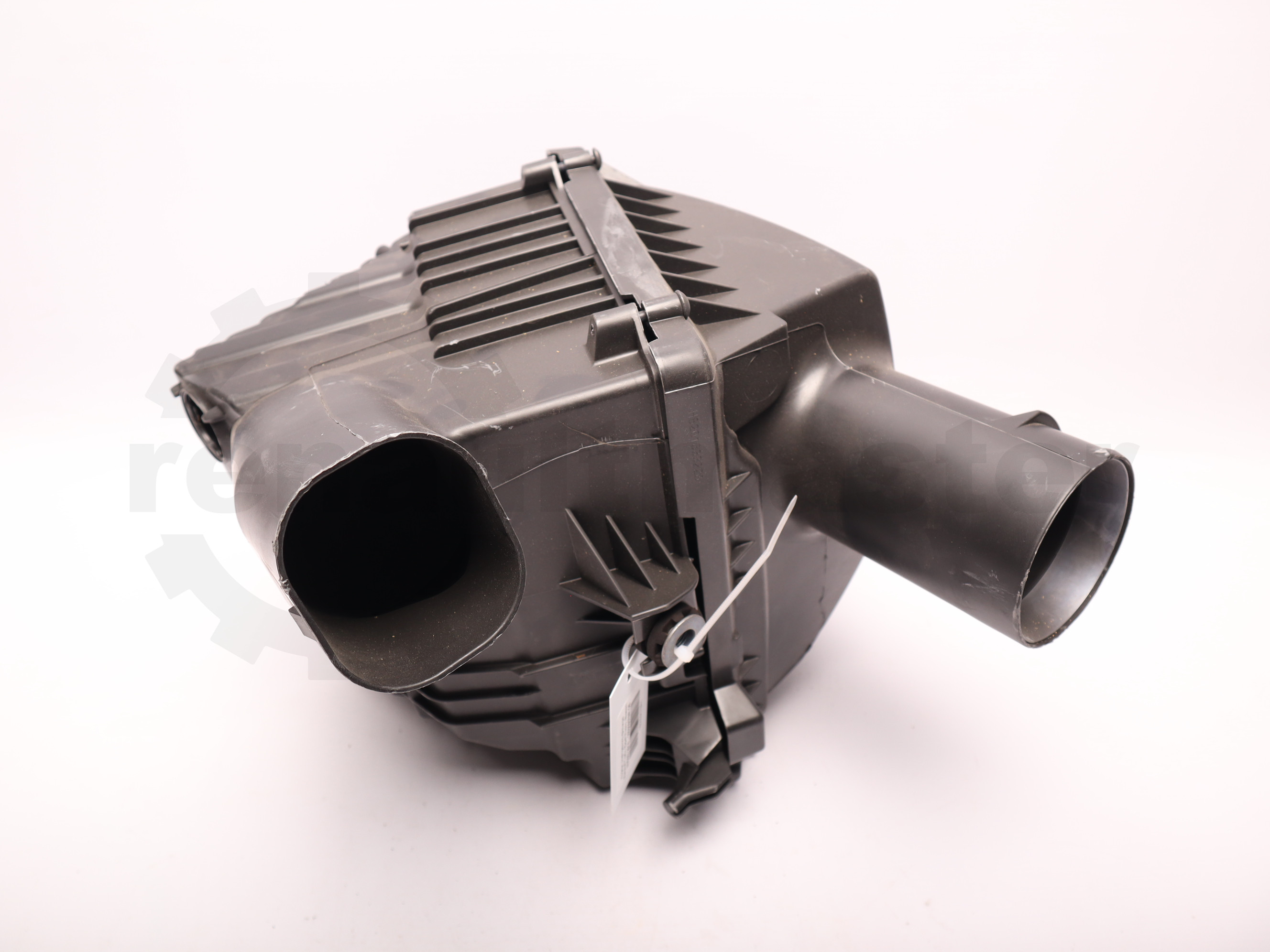 Корпус повітряного фільтра Renault Trafic (Opel Vivaro, Nissan NV300) 2014, - 165009078R OE