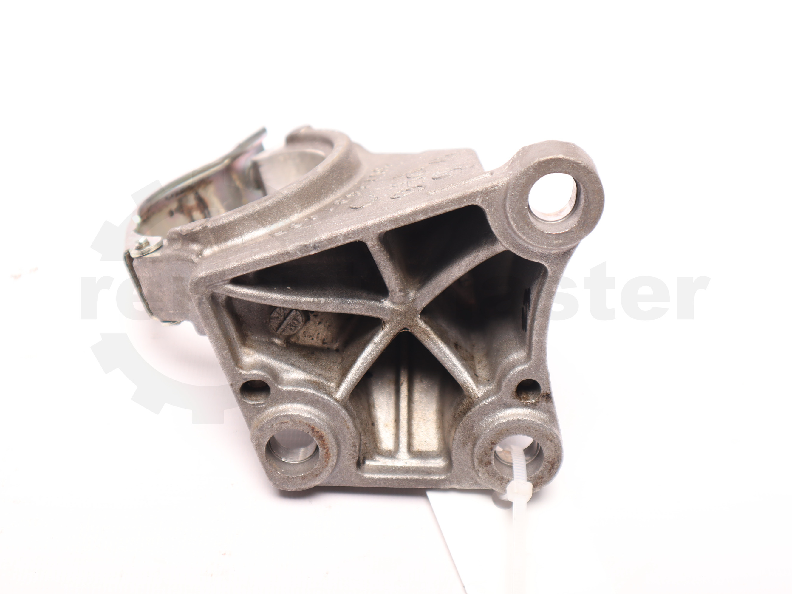 Кронштейн підвісного підшипника (широкий) Renault Master (Opel Movano, Nissan NV400) 2010 -, 397748146R Б/В