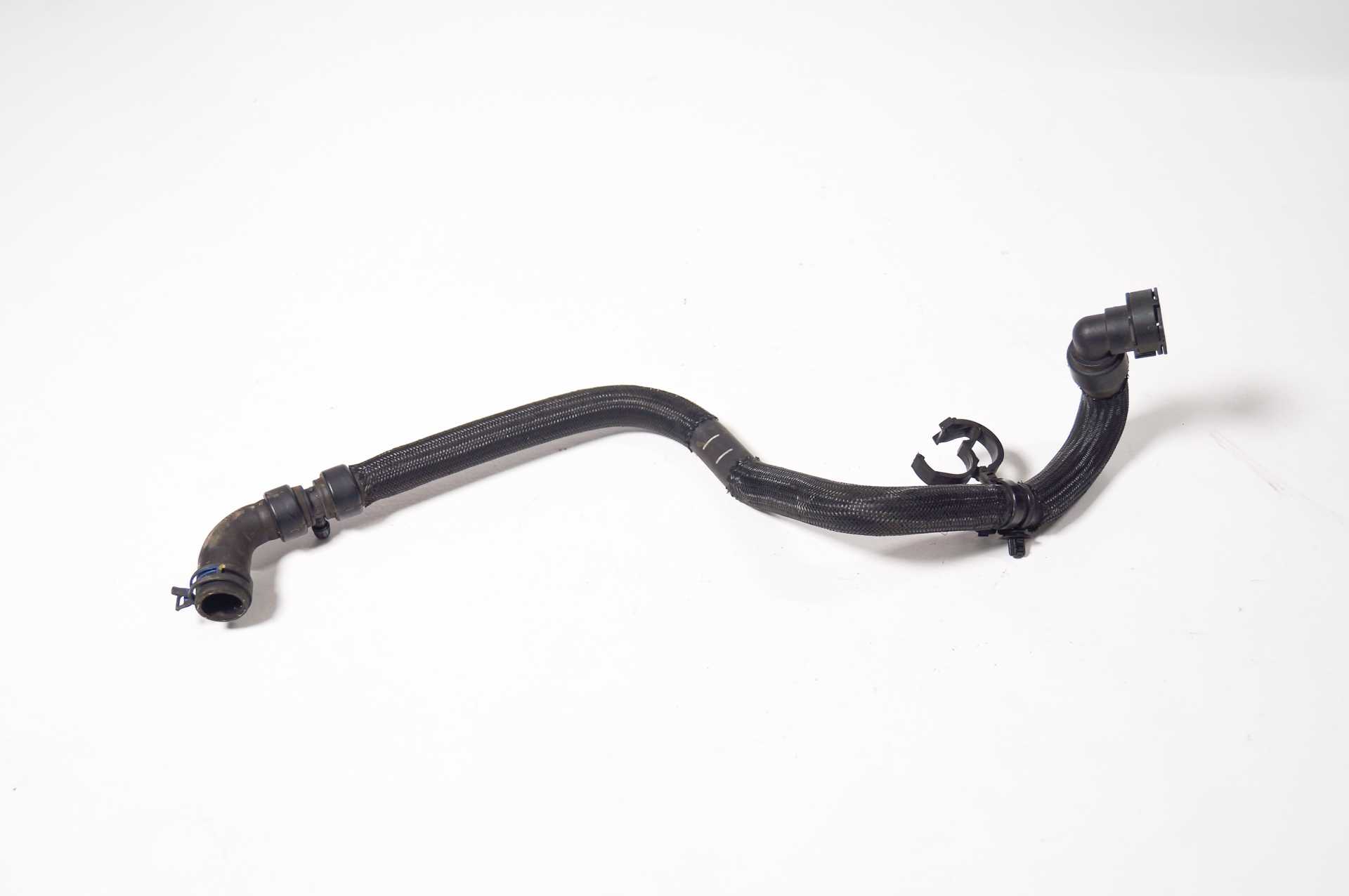 Патрубок води Renault Trafic (Opel Vivaro, Nissan NV300) 2014 -, 215200030R Б/В