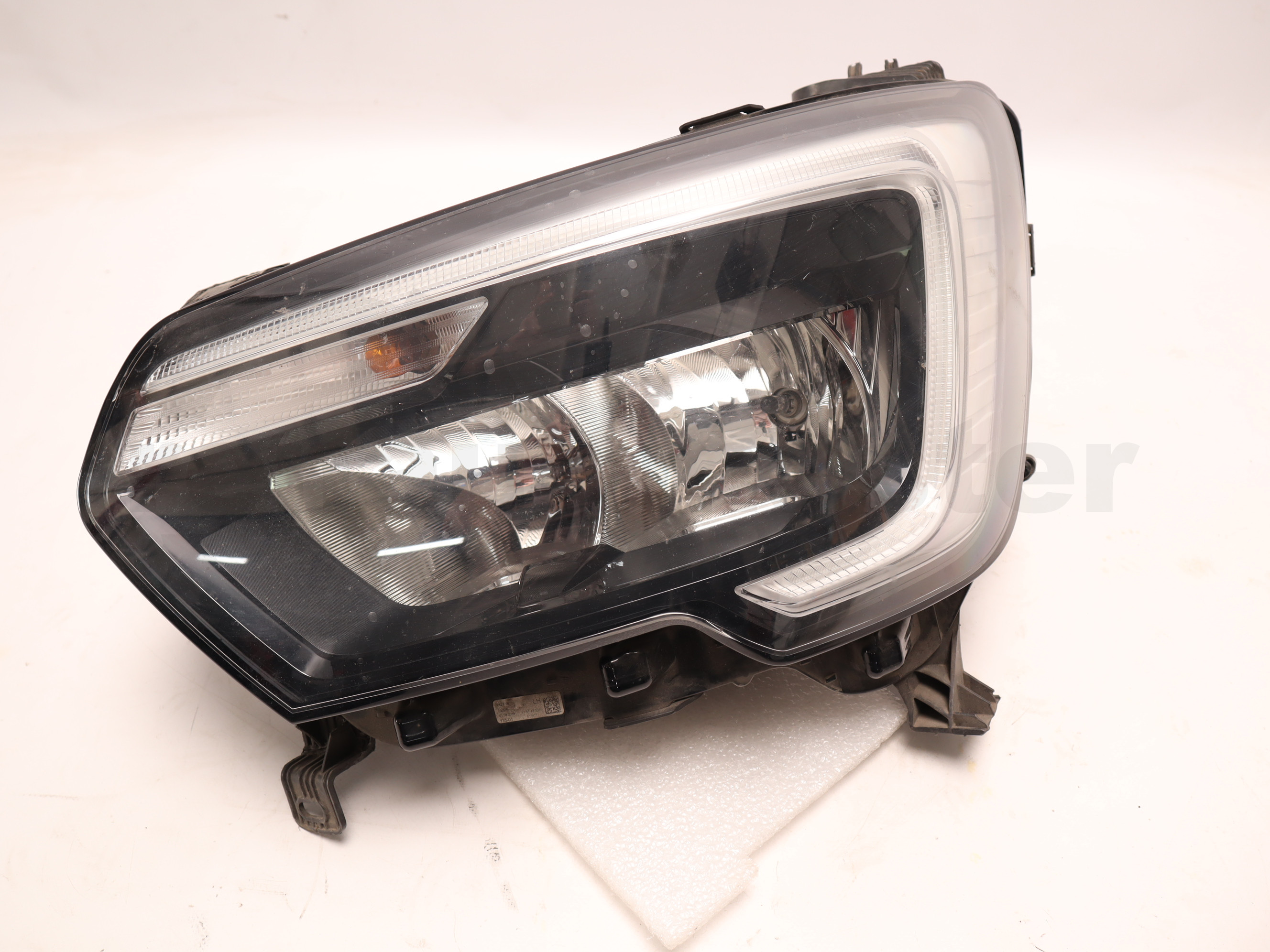 Фара передня ліва Renault Master (Opel Movano, Nissan NV400) 2020 -, 260607867R Б/В