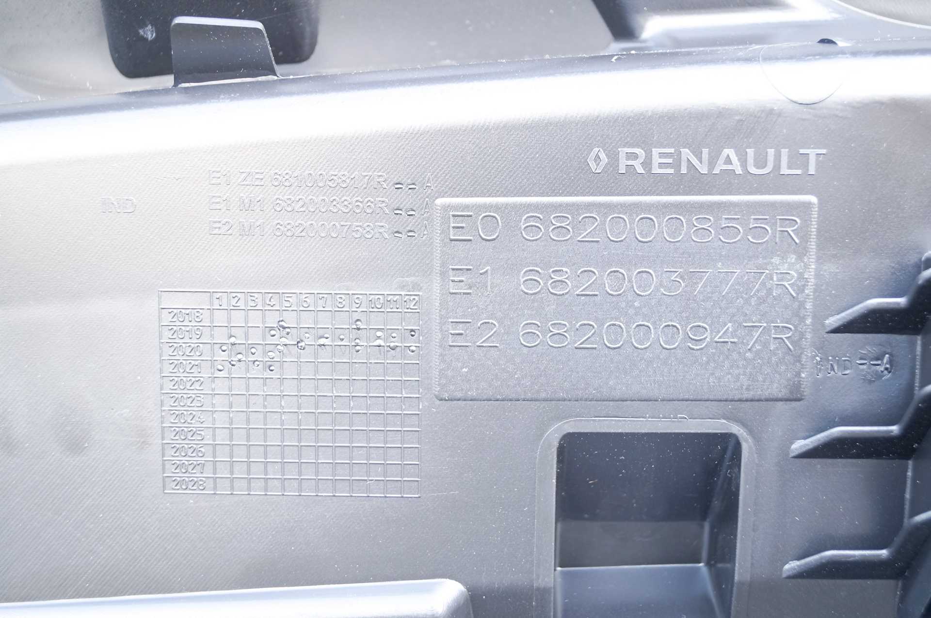 Центральна панель салону (торпедо) Renault Master (Opel Movano, Nissan NV400) 2020 -, 682000855R Б/В
