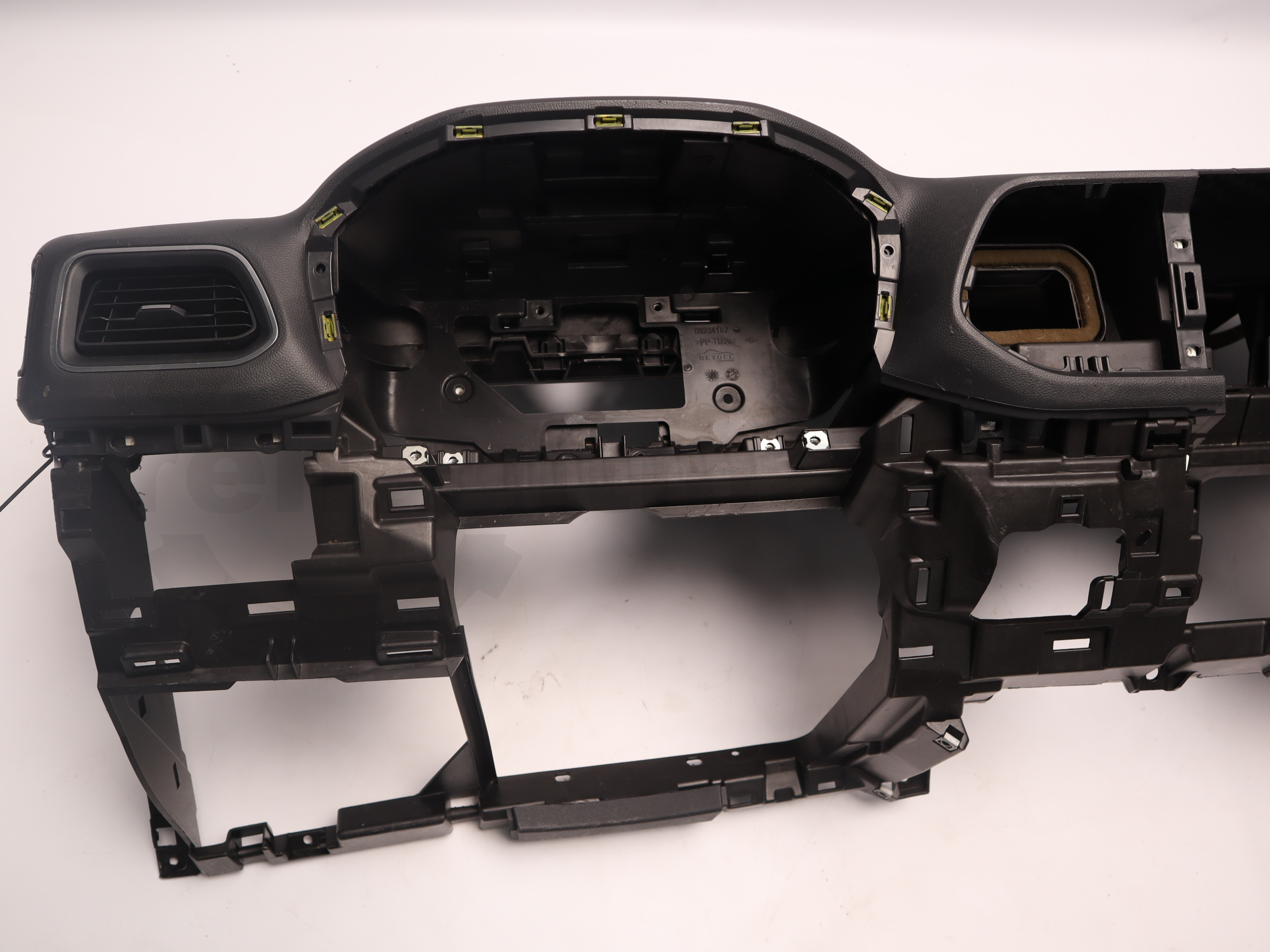 Центральна панель салону (торпедо) Renault Master (Opel Movano, Nissan NV400) 2020 -, 682000855R Б/В