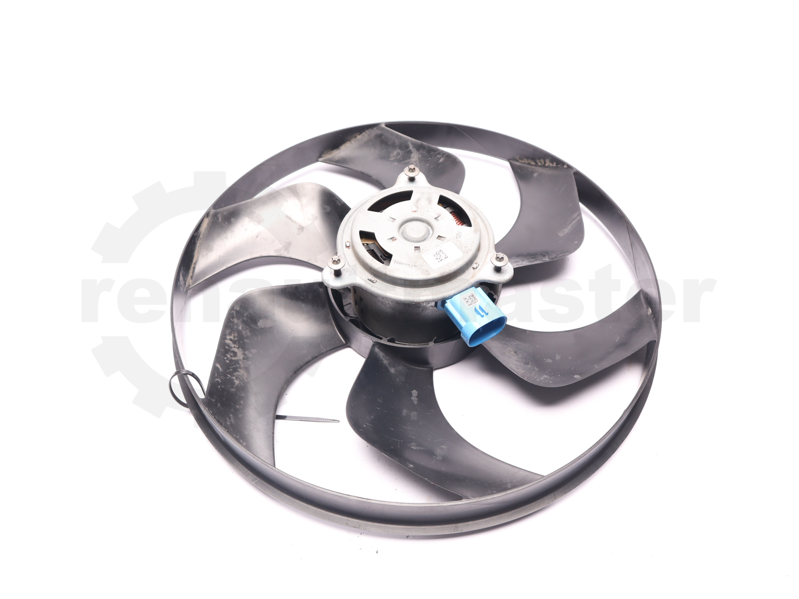 Вентилятор охолодження двигуна великий Renault Trafic (Opel Vivaro, Nissan NV300) 2014 -, 8200544195R Б/В