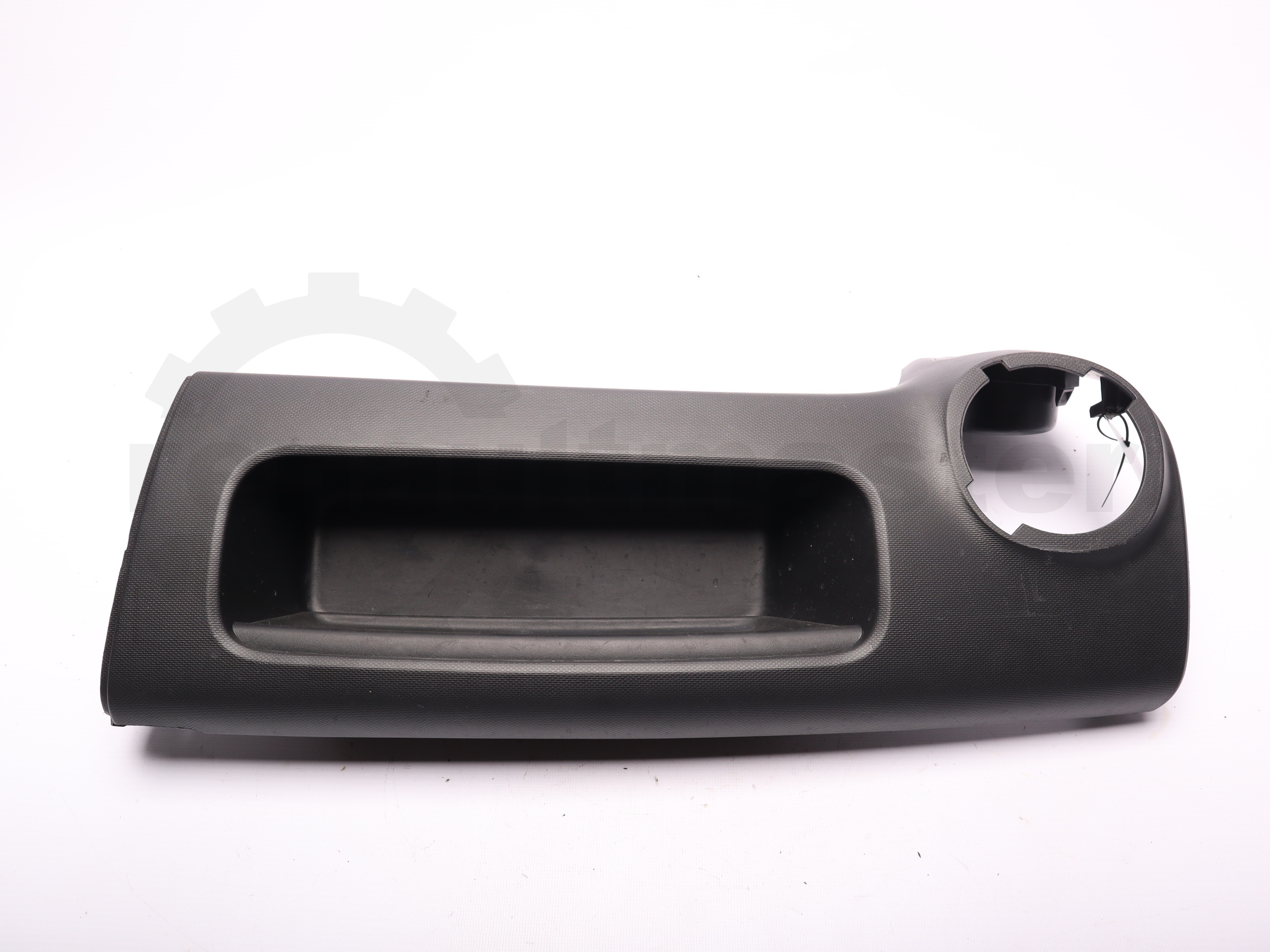 Елемент правої частини центральної панелі (поличка) Renault Trafic 2020 -, 683101900R Б/В