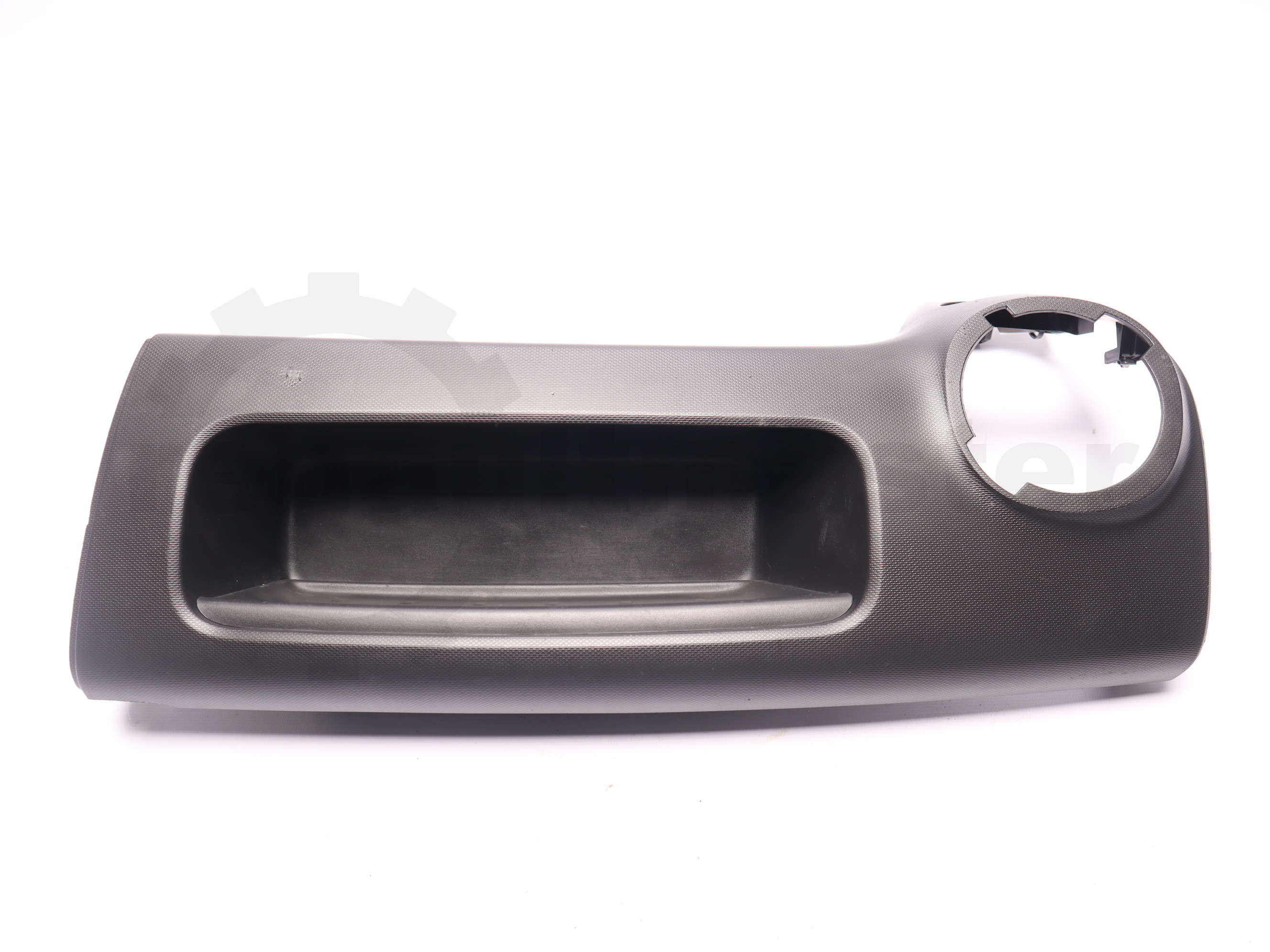 Елемент правої частини центральної панелі (поличка) Renault Trafic 2020 -, 683101900R Б/В