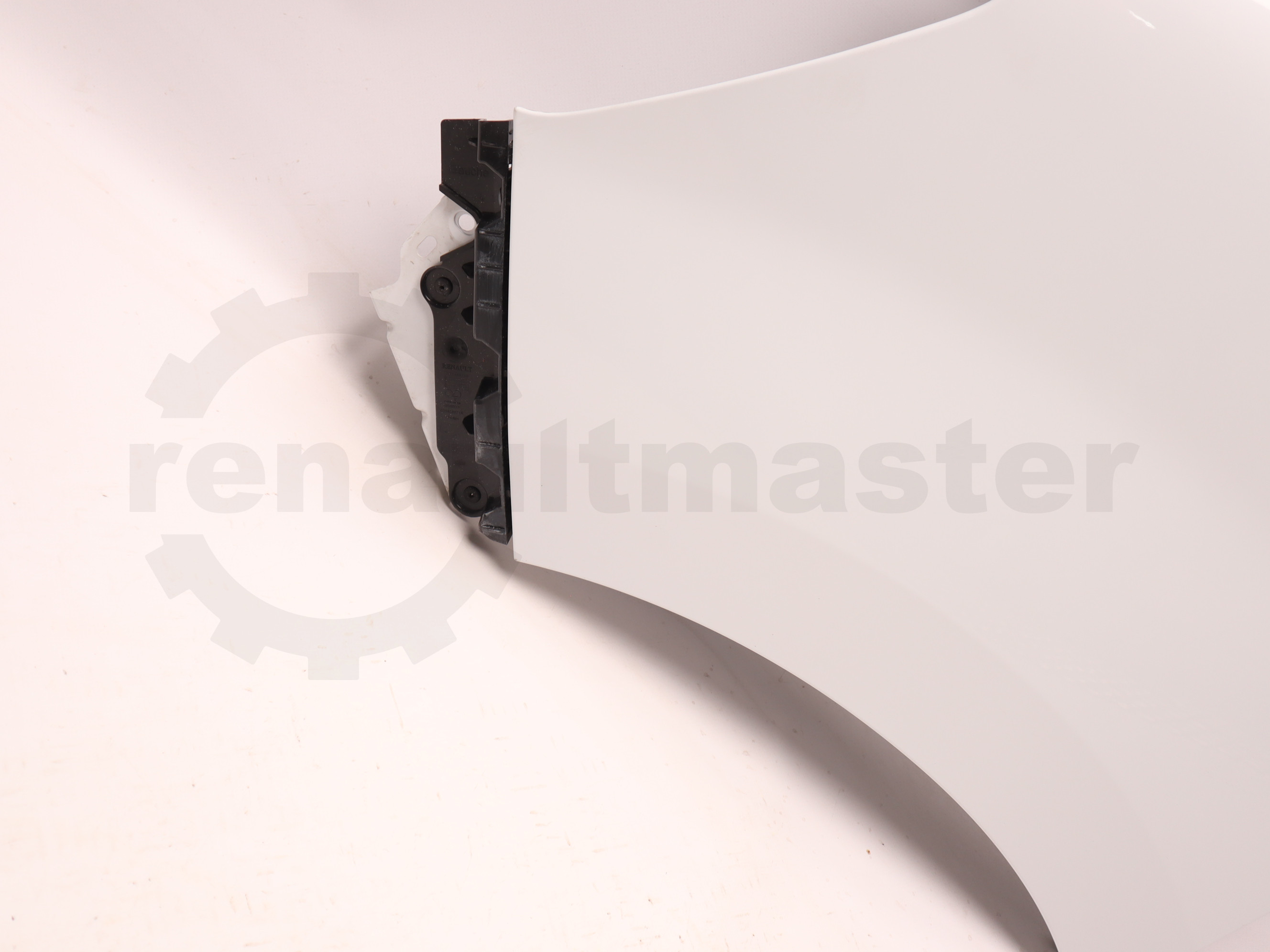 Крило переднє ліве Renault Master (Opel Movano, Nissan NV400) 2020 -, 631013582R Б/В