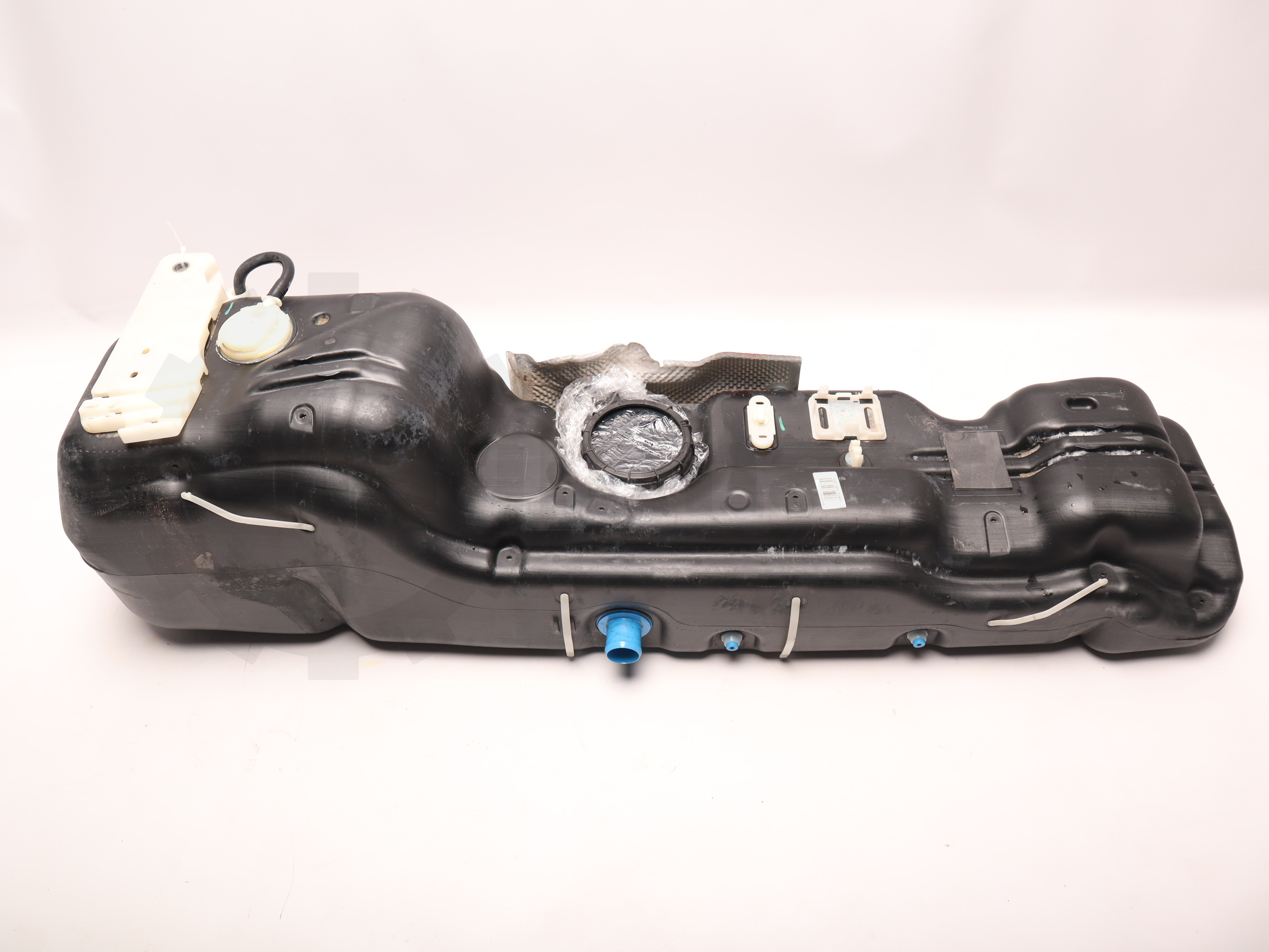 Паливний бак Renault Master (Opel Movano, Nissan NV400) 2010 -, 8200947534 Б/В