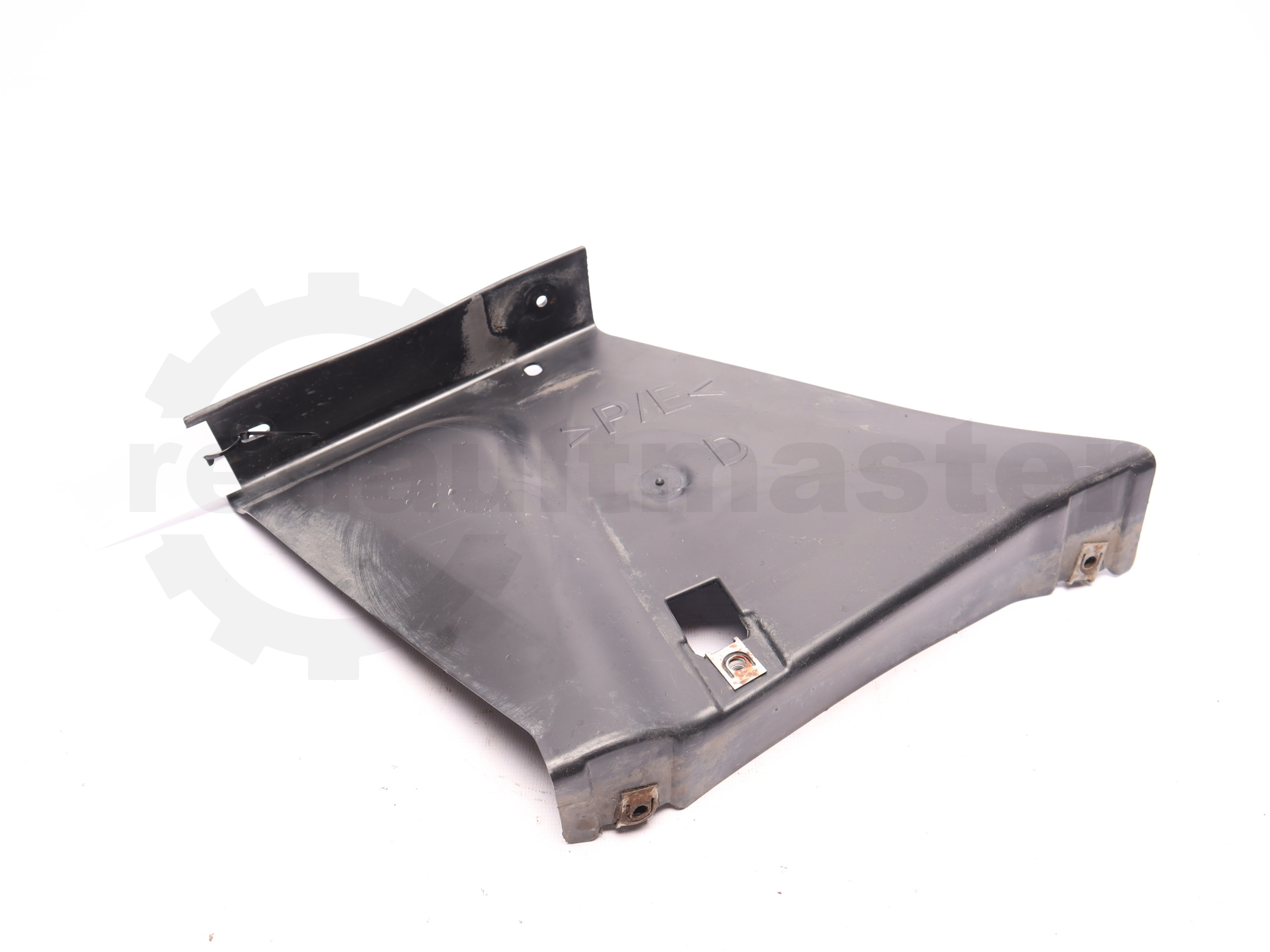 Захист двигуна правий Renault Trafic (Opel Vivaro, Nissan NV300) 2014 -, 508425888R Б/В