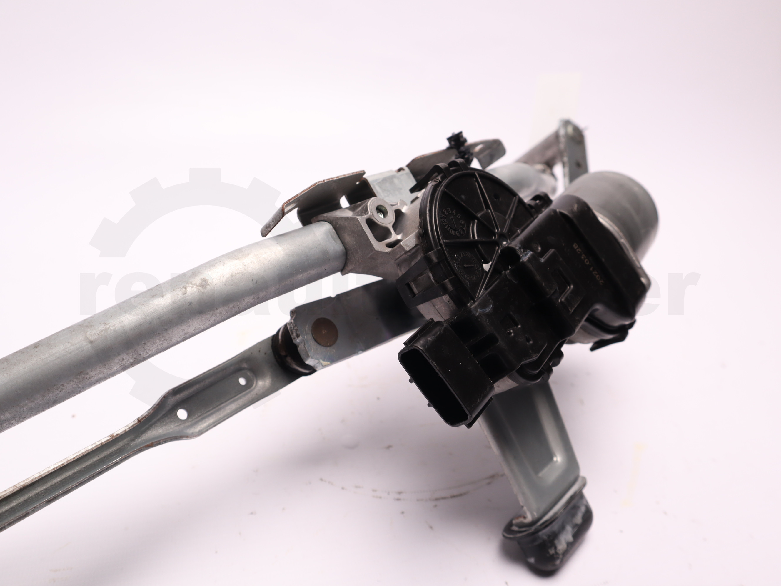 Трапеція двірників з моторчиком  Renault Trafic (Opel Vivaro, Nissan NV300) 2021 -, 288005795R Б/В