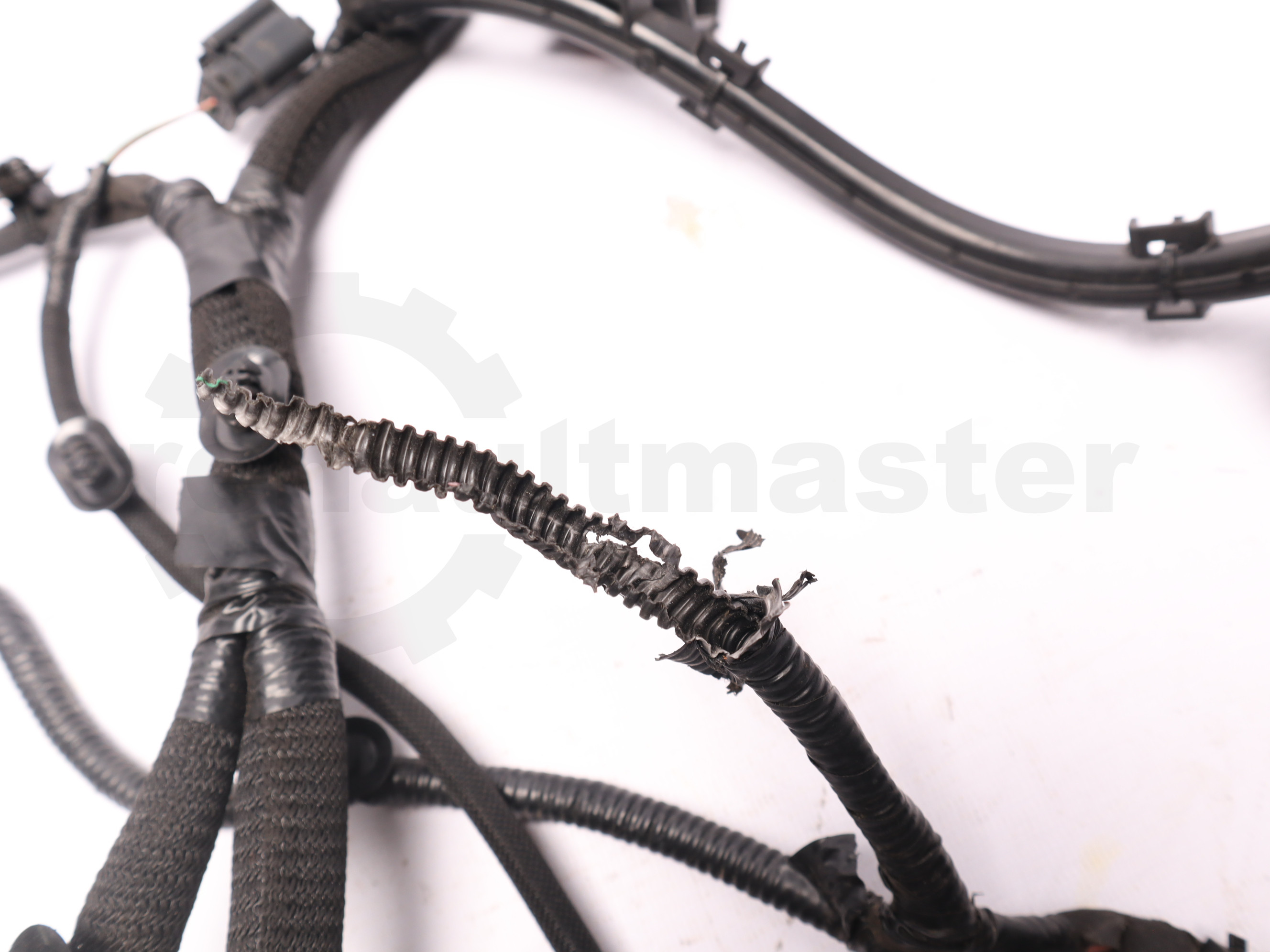 Електропроводка вентиляторів Renault Trafic (Opel Vivaro, Nissan NV300) 2022 -, 240754635R Б/В