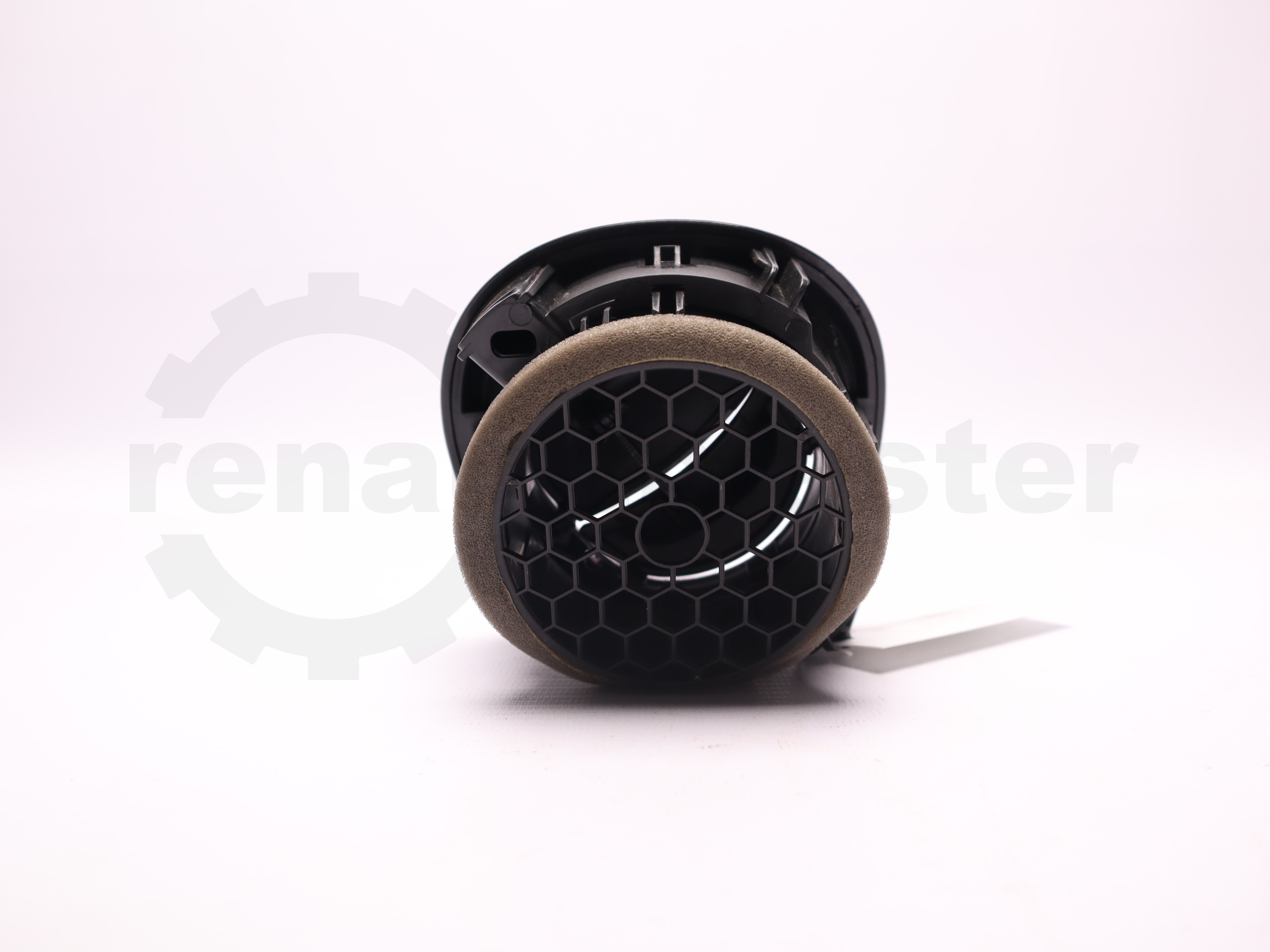 Дефлектор видува повітря правий Renault Trafic 2015 -, 687606325R D Б/В