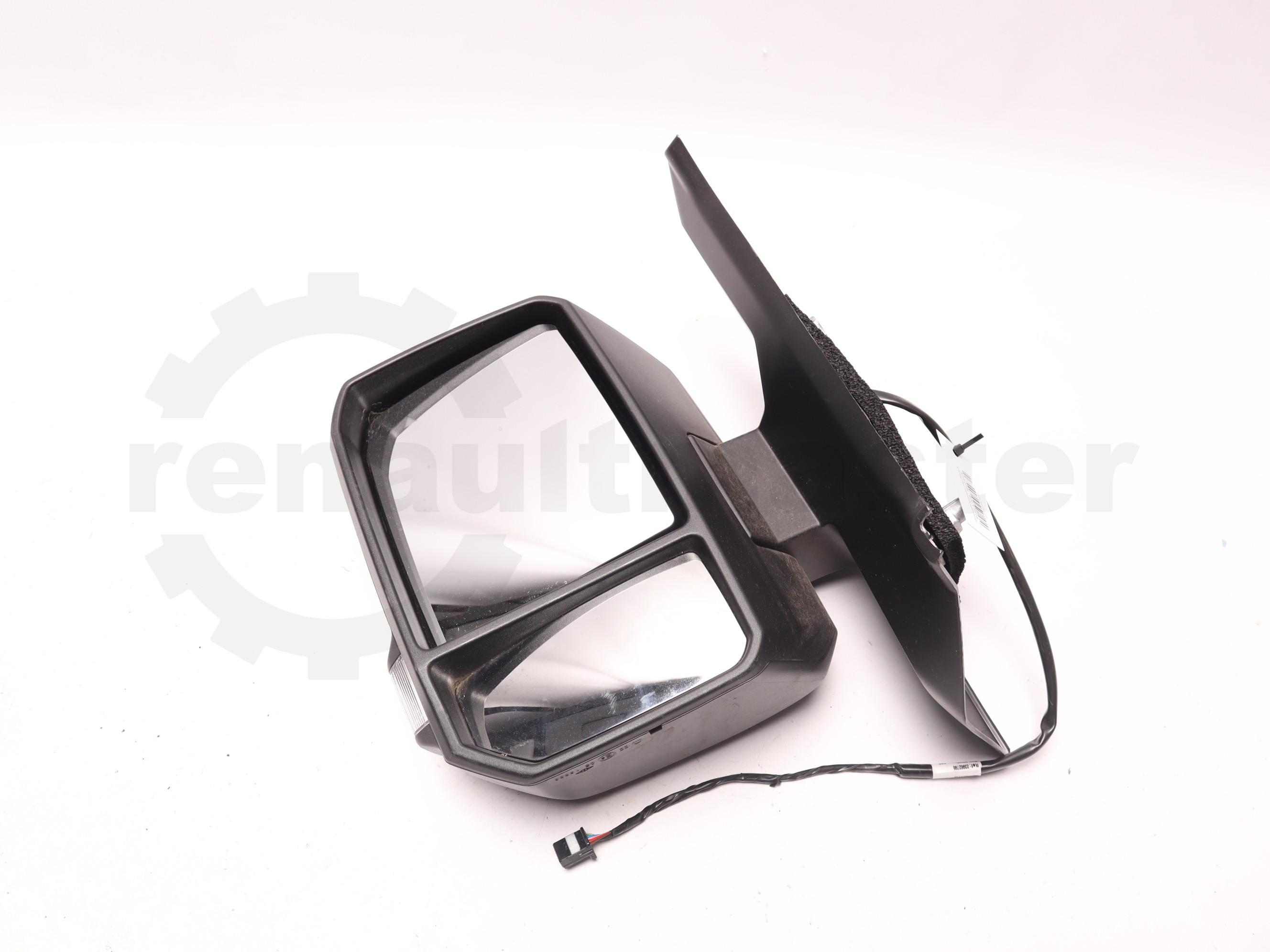 Дзеркало зовнішнє ліве Renault Master IV 2024 -, 963022463R