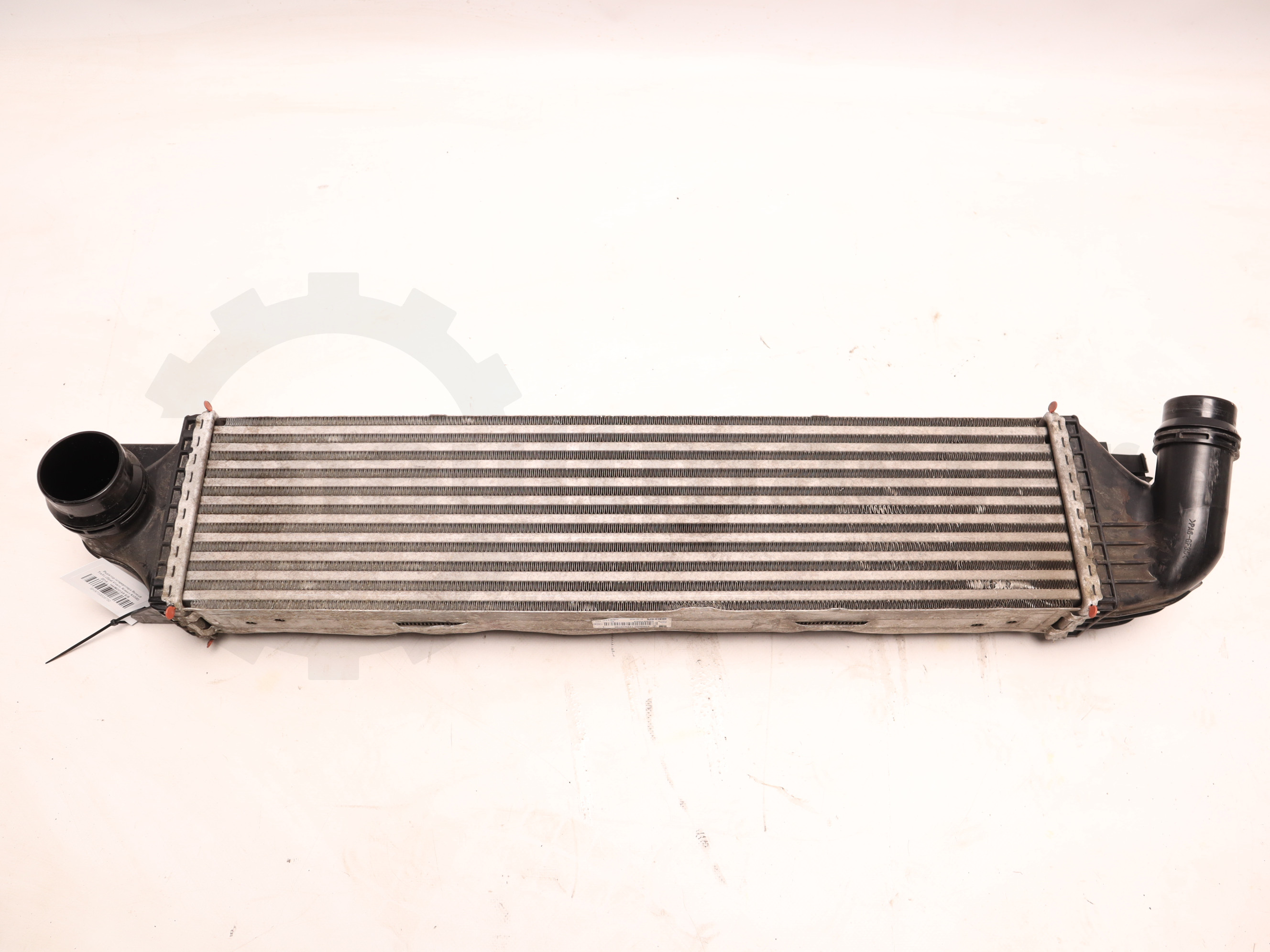 Радіатор інтеркуллера Renault Trafic (Opel Vivaro, Nissan NV300) 2014 -, 144962019R Б/В