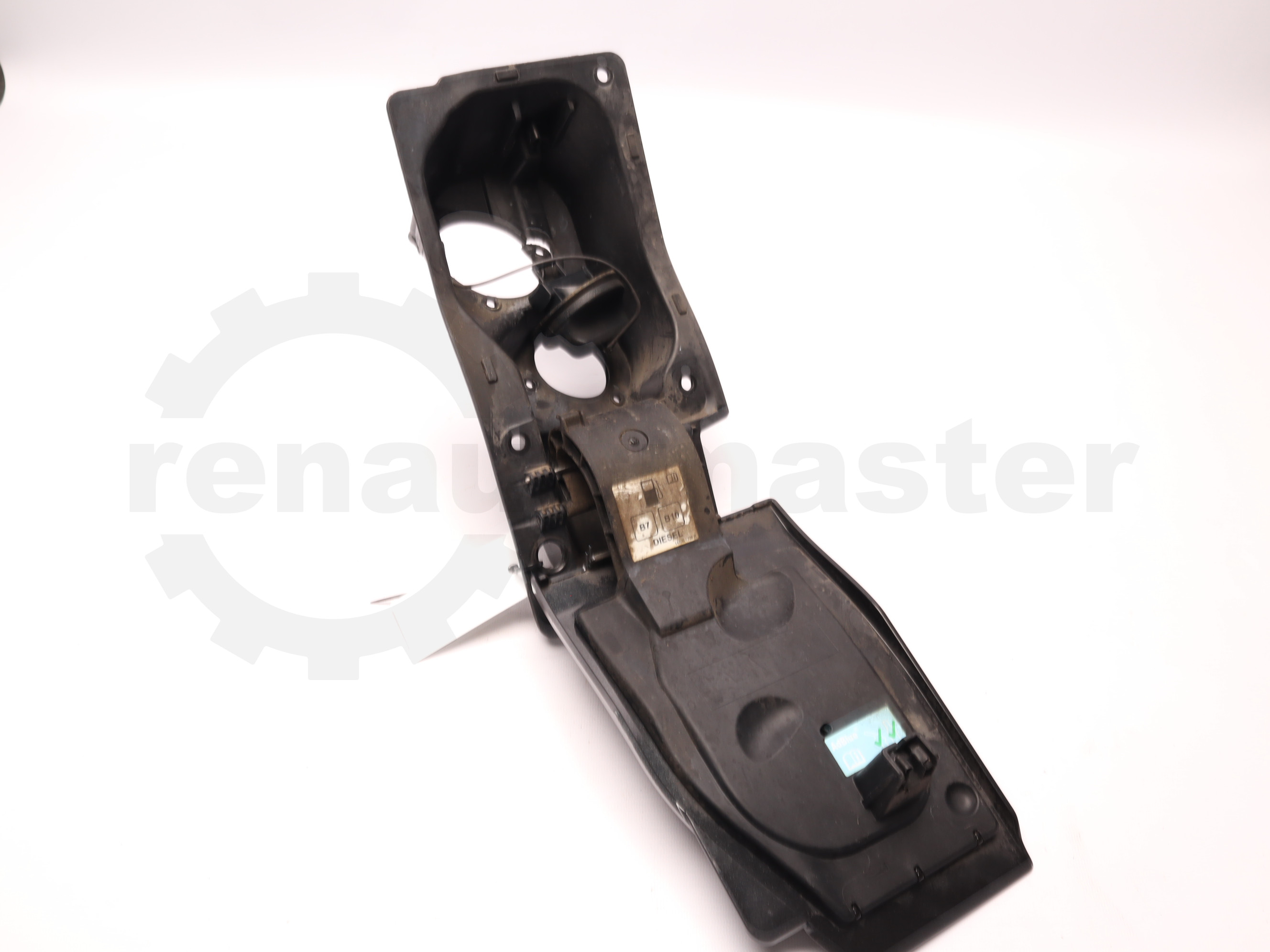 Лючок бака Renault Trafic (Opel Vivaro, Nissan NV300) 2014 -, 781209835R Б/В