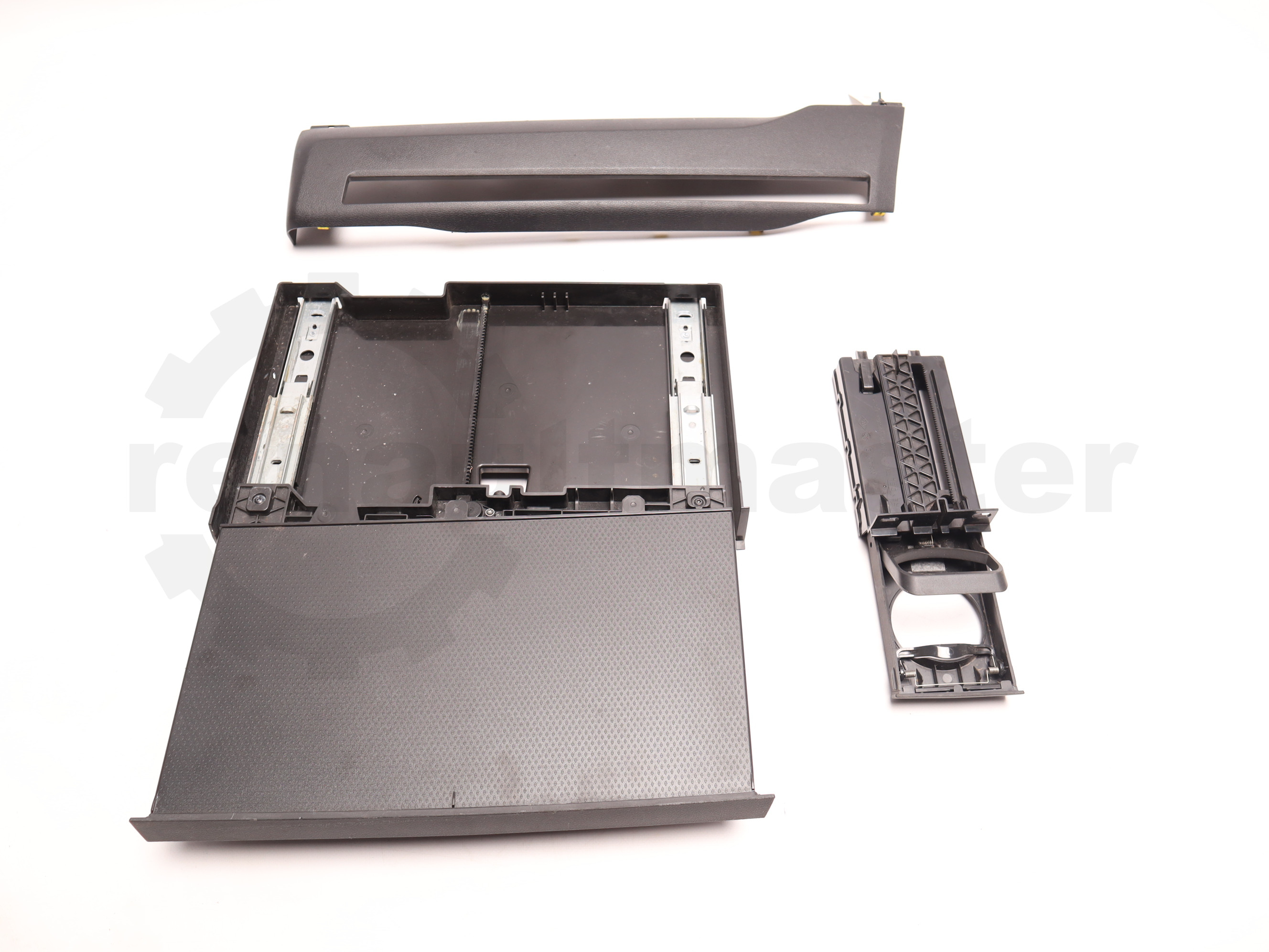 Накладка правої частини над бардачком Renault Master, Opel Movano 2019->, - 682110116R Б/В