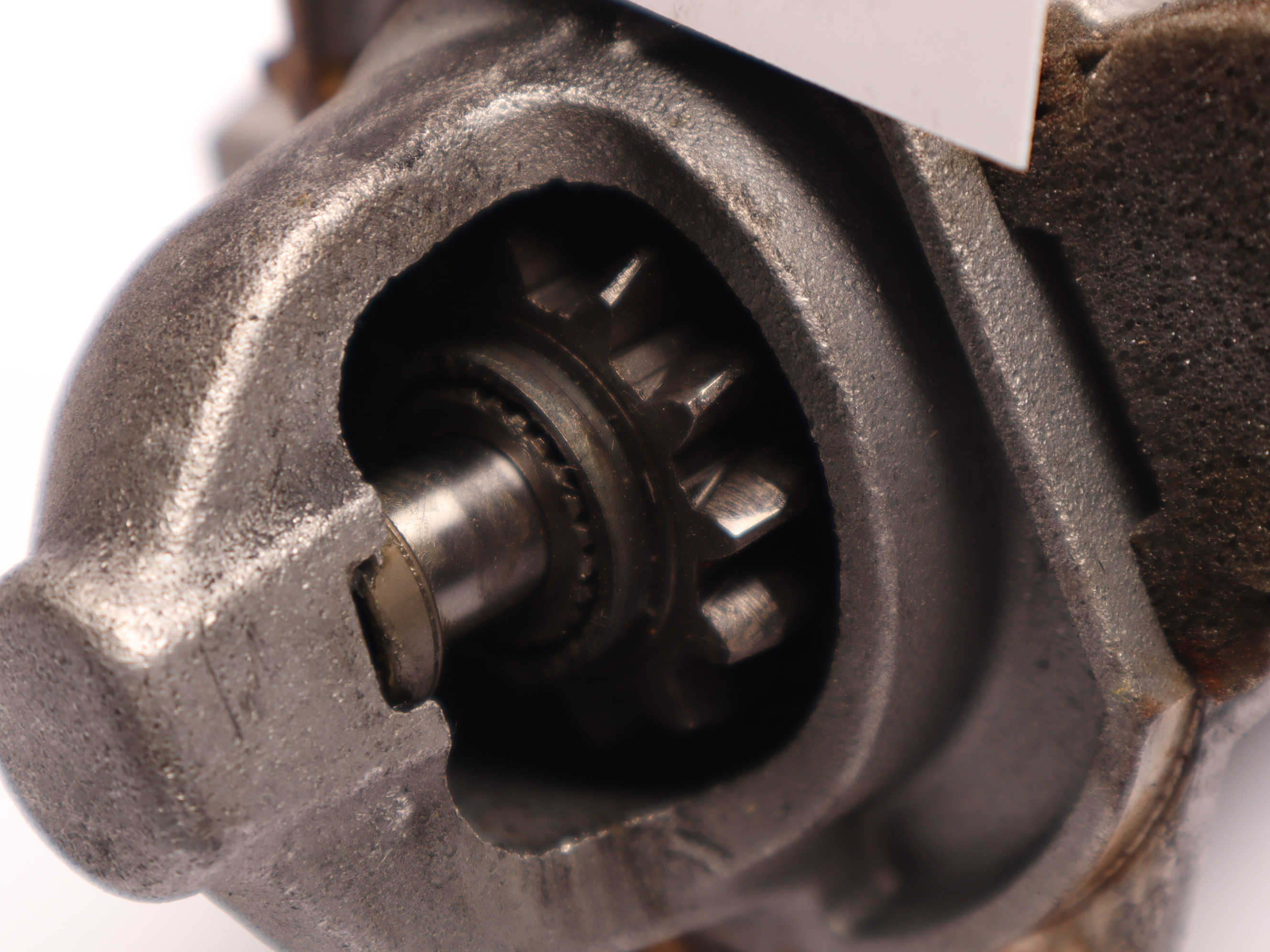 Стартер M001TF0871ZE Renault Trafic III 2.0dCi 2019, - 233001791R Б/В