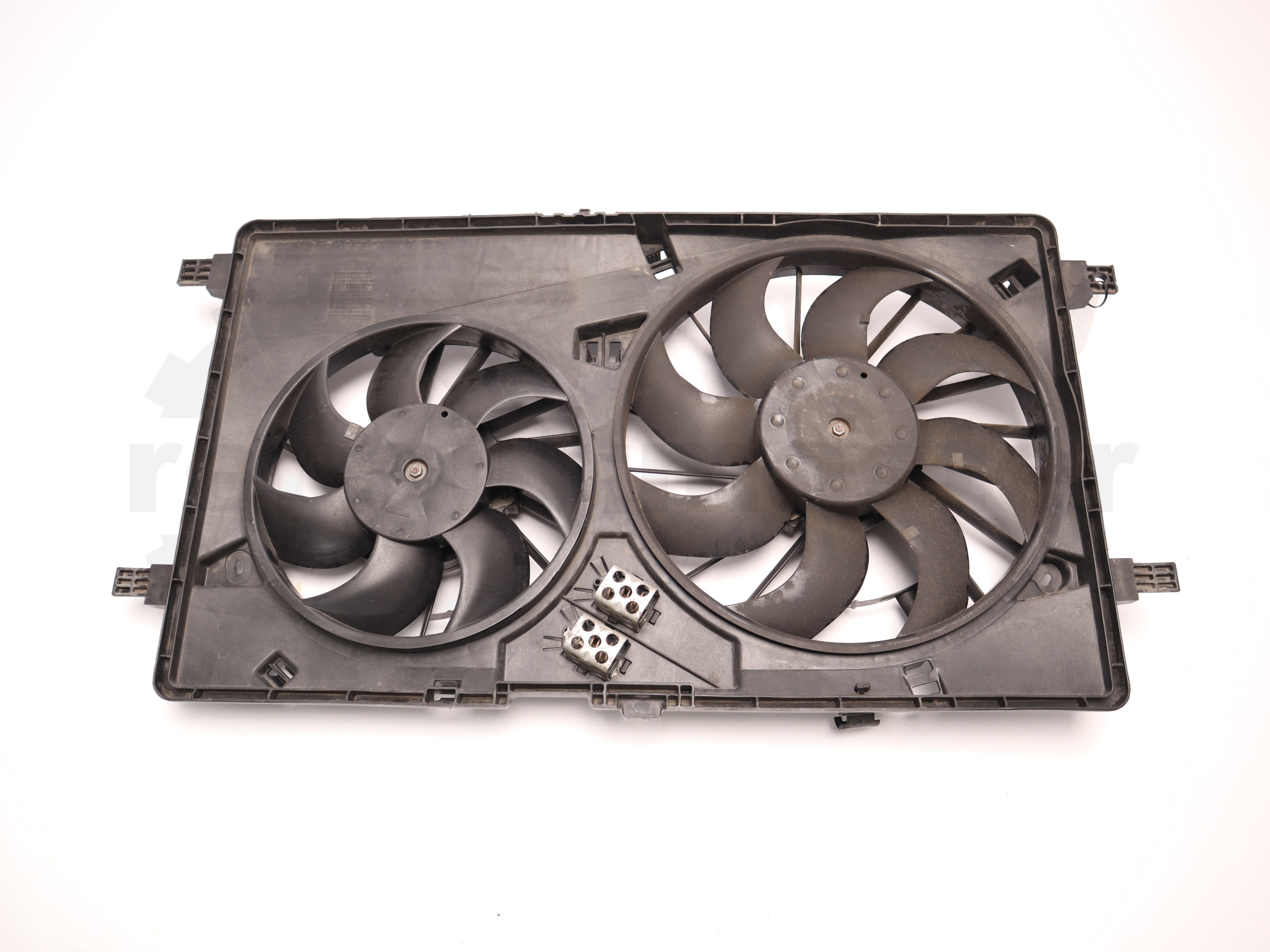 Дифузор з вентиляторами (передній привід) Renault Master (Opel Movano, Nissan NV400) 2010, - 214812564R Б/В