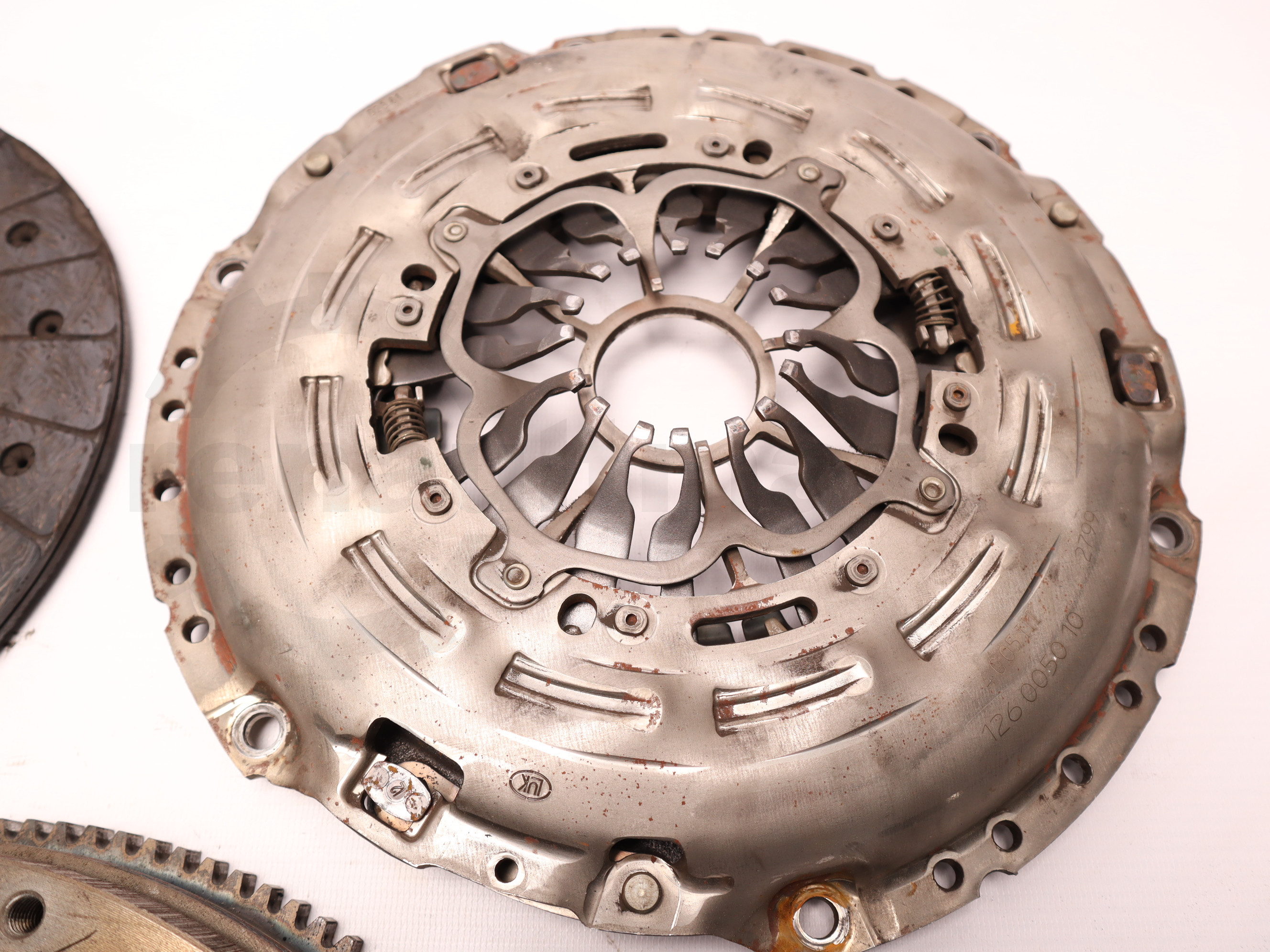 Демпфер (маховик) + к-т зчеплення (корзина +диск) Renault Master (Opel Movano,Nissan NV 400) 2010, - 126005010 326006210 Б/В Luk