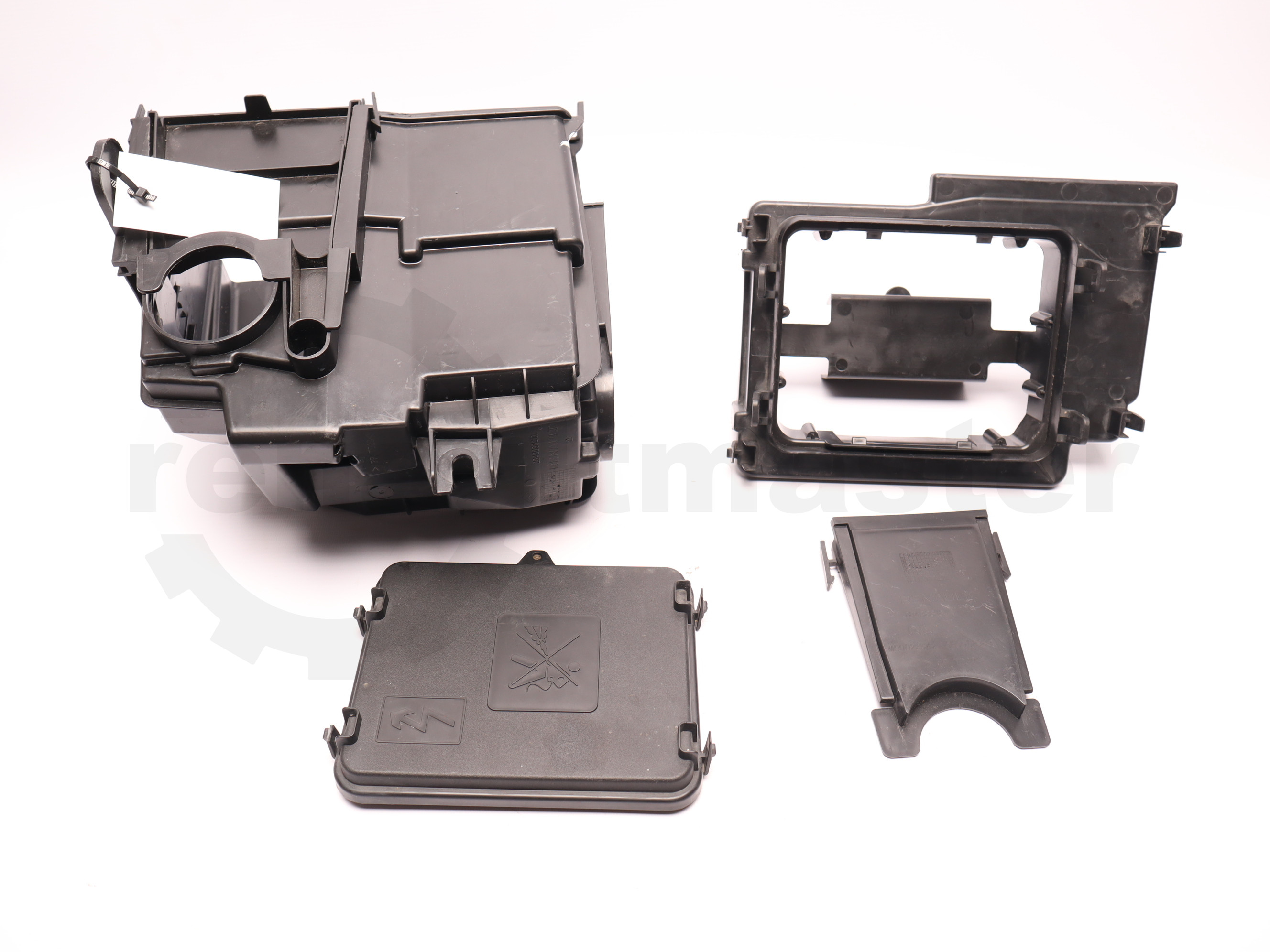 Корпус запобіжників Renault Trafic 2.0dCi 2022, - 284B50669R Б/В