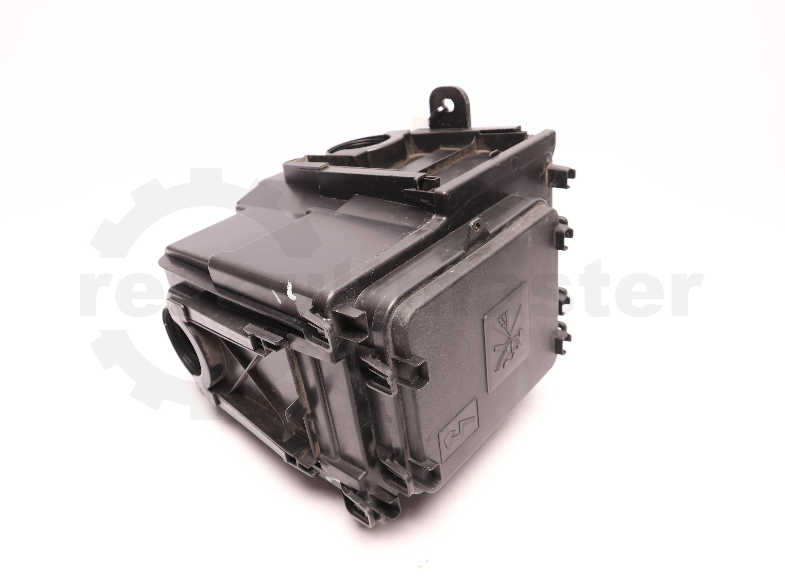 Корпус запобіжників Renault Trafic 2.0dCi 2022, - 284B50669R Б/В