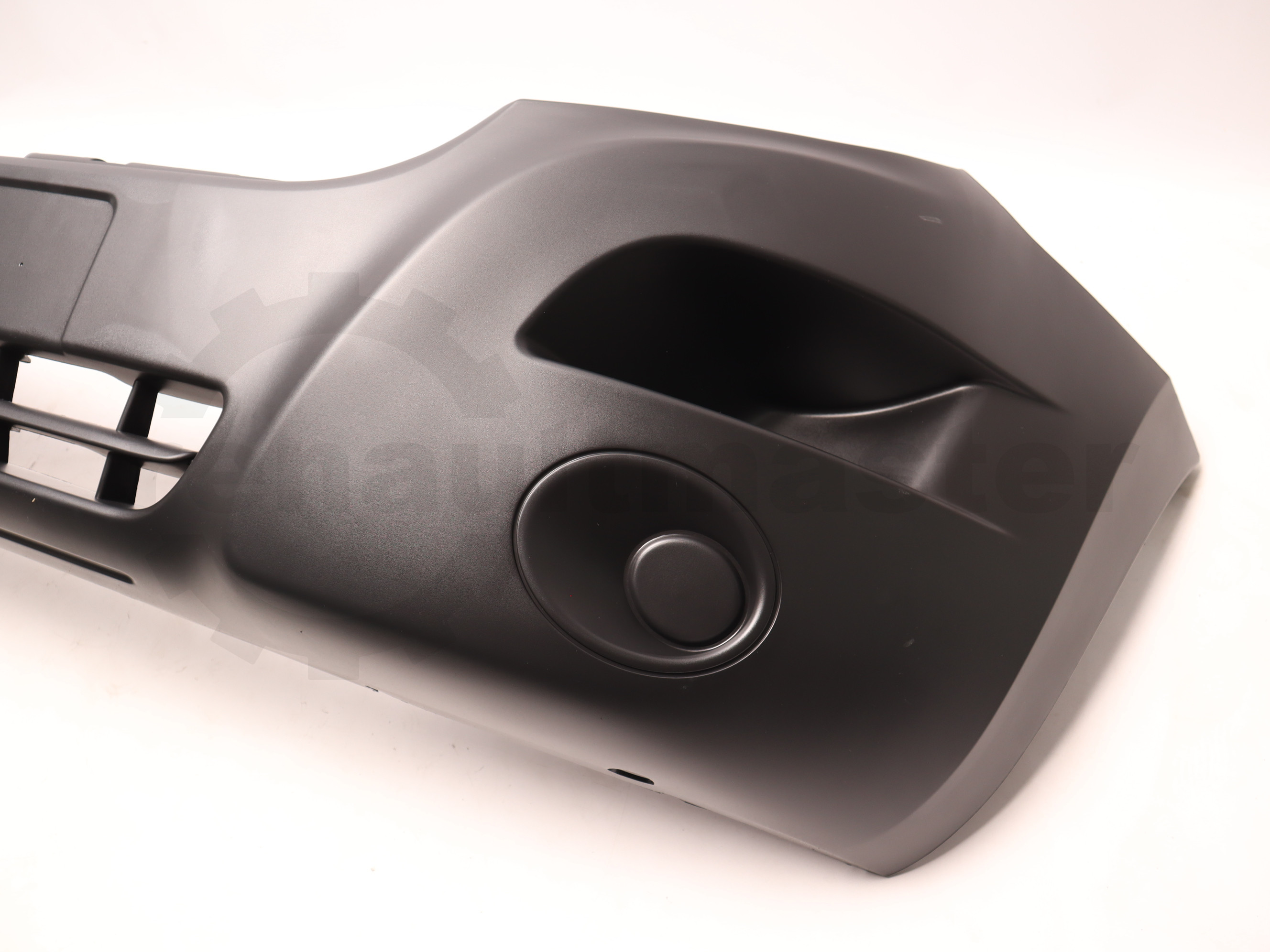 Бампер передній Renault Master 2010 - 2019,  -  60N107 Polcar