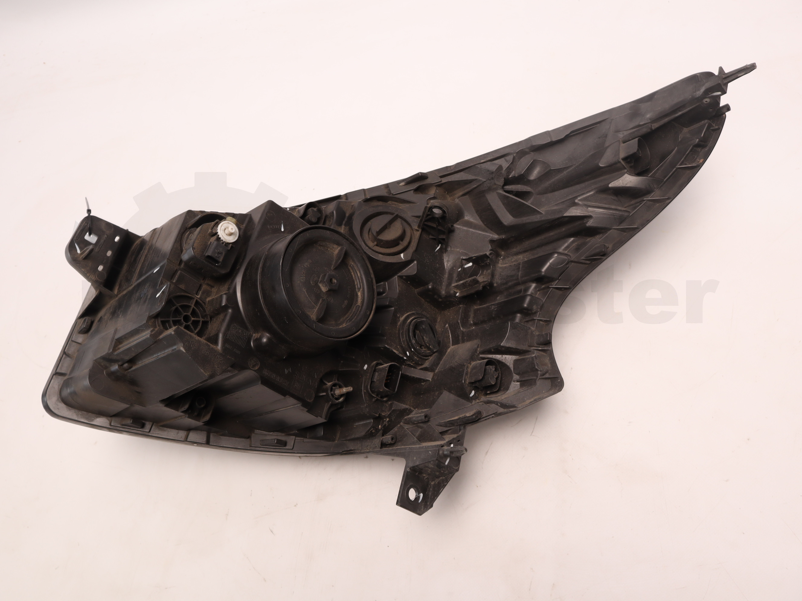Фара передня права Opel Vivaro 2014->, - 260100647R Б/В