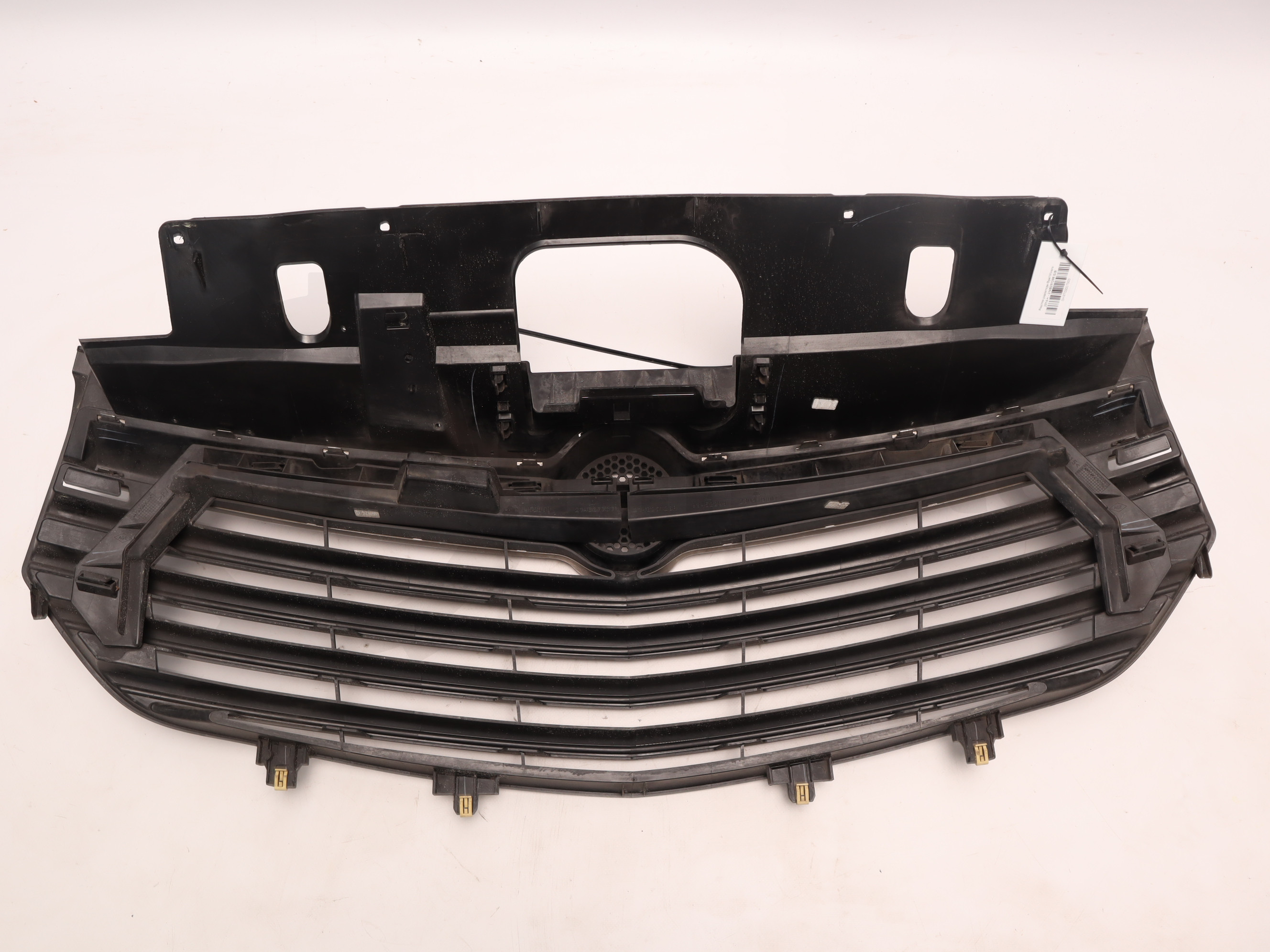 Решітка радіатора Opel Vivaro 2014->, - 214B25126R Б/В