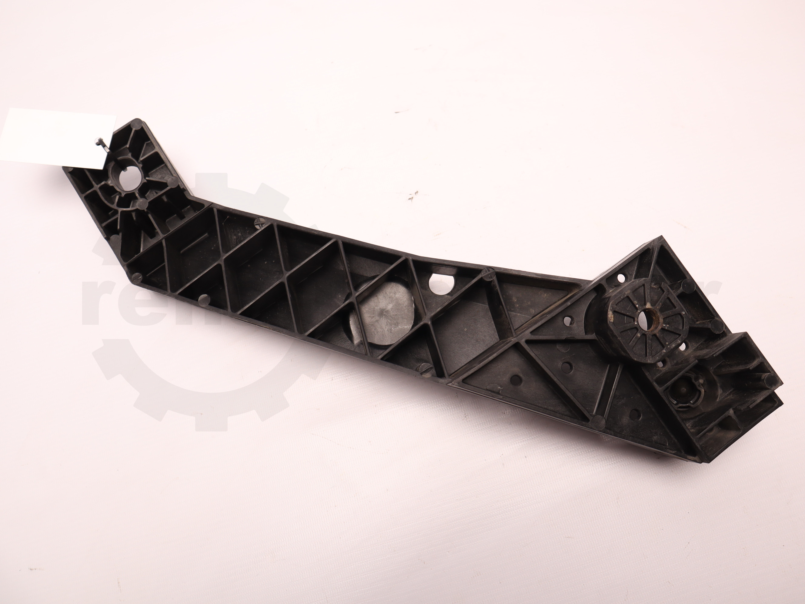 Кронштейн кріплення встановлюючої панелі правий Renault Trafic (Opel Vivaro, Nissan NV300) 2014, - 625001299R D Б/В