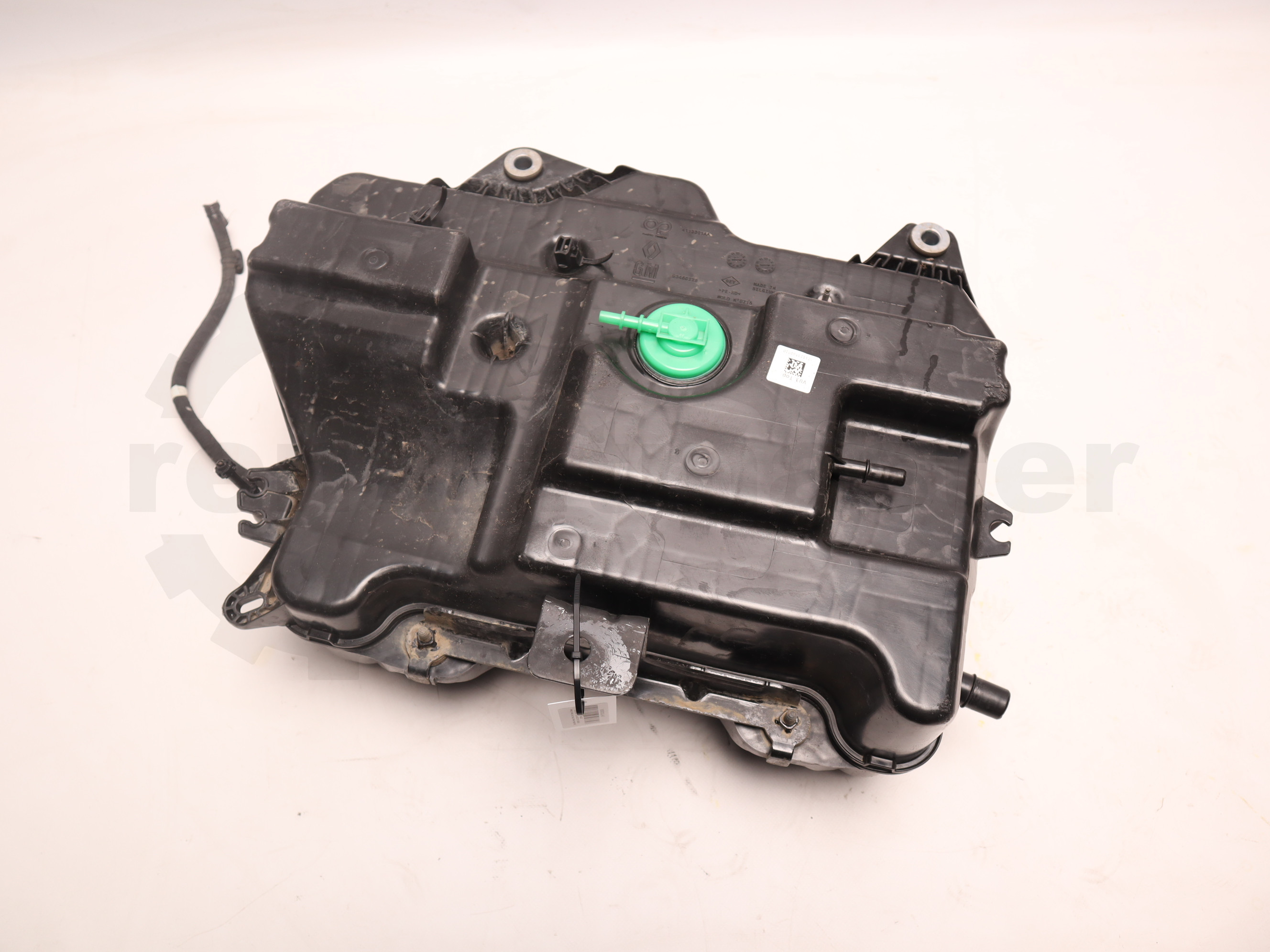 Бак AdBlue Renault Trafic (Fiat Talento, Nissan NV300) 2.0 dCi 2019-2022, - 172A26157R 237G00284R Б/В