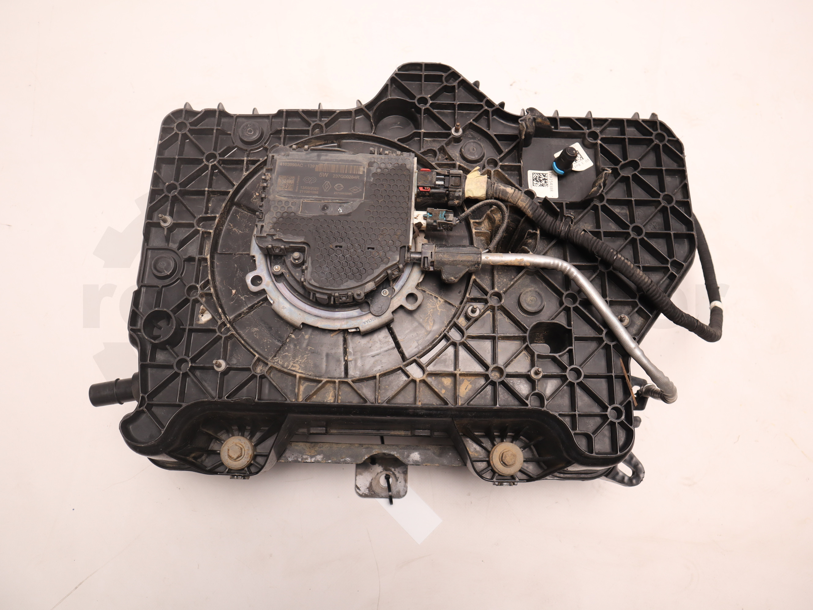 Бак AdBlue Renault Trafic (Fiat Talento, Nissan NV300) 2.0 dCi 2019-2022, - 172A26157R 237G00284R Б/В