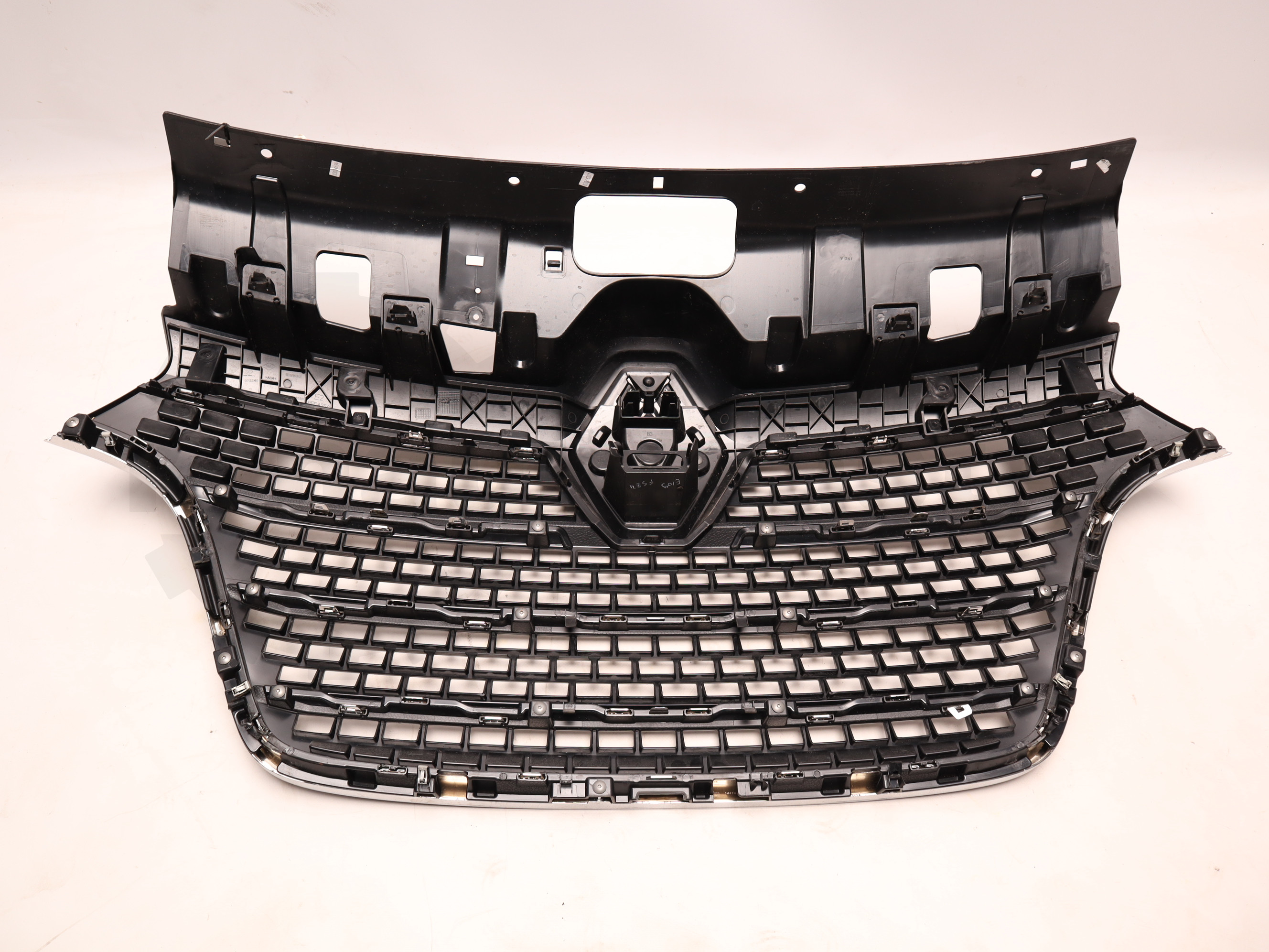 Решітка радіатора Renault Master 2020 -, 623106263R Full Chrom Б/В