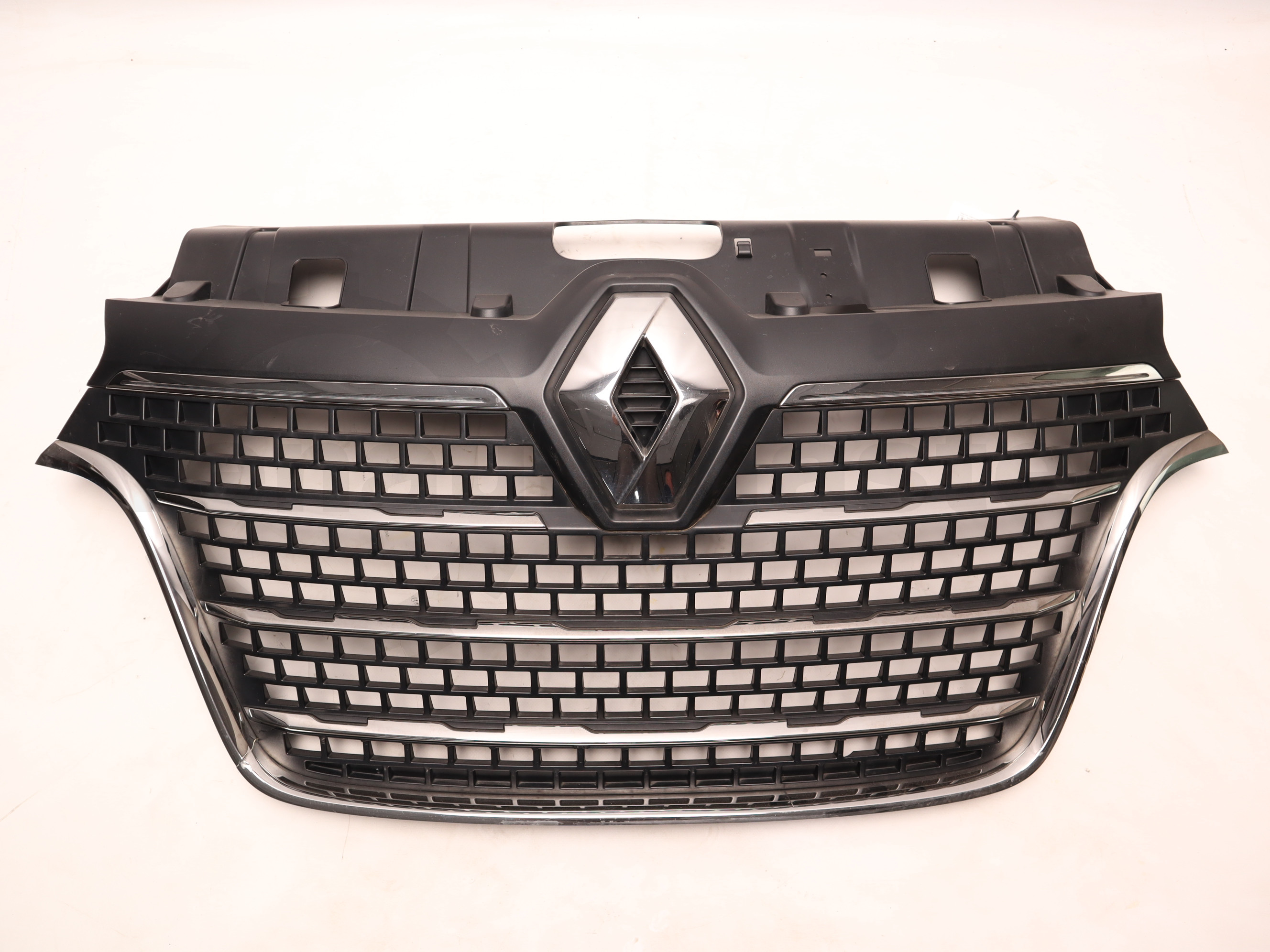 Решітка радіатора Renault Master 2020 -, 623106263R Full Chrom Б/В