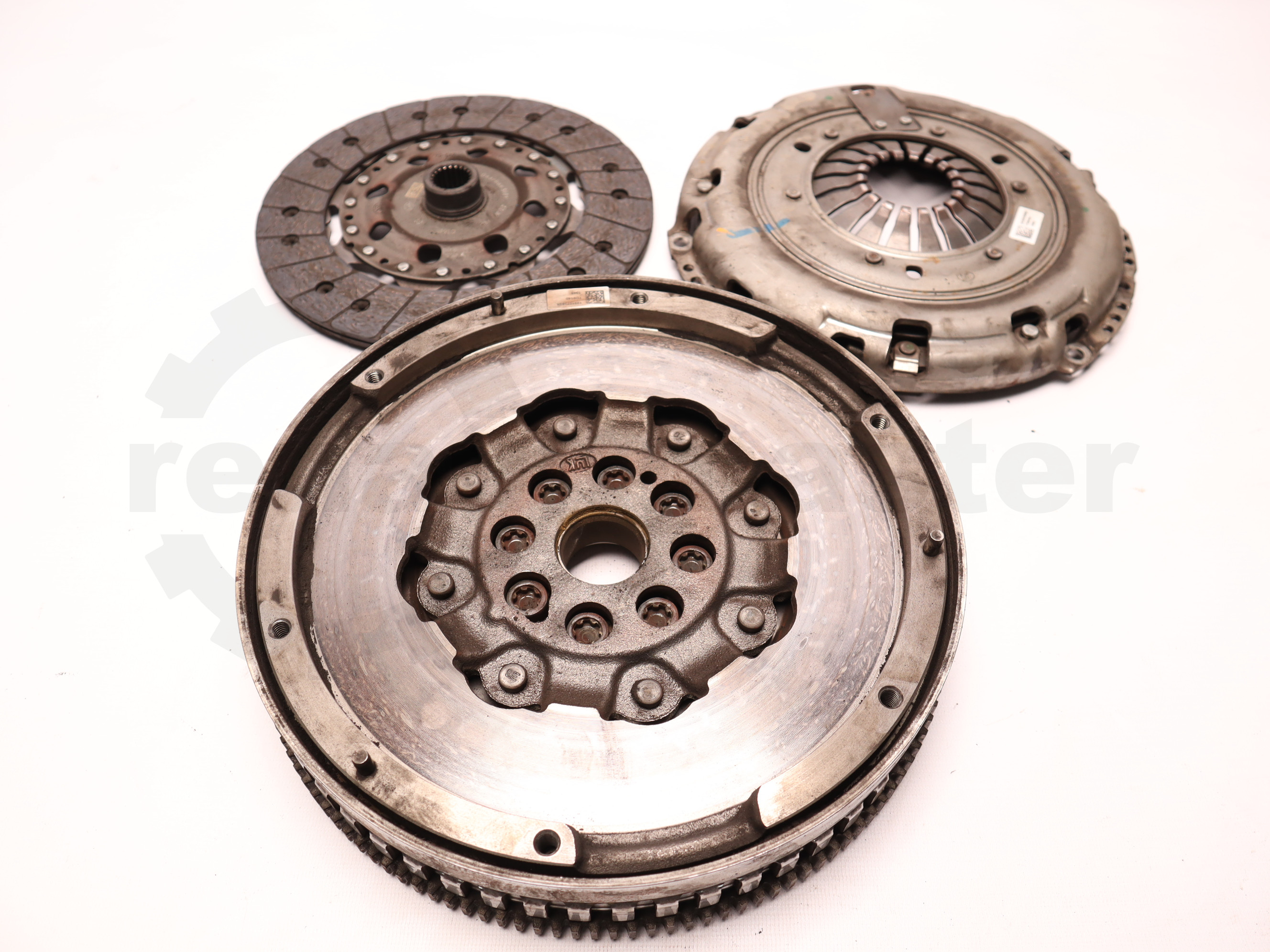 Демпфер (маховик) + к-т зчеплення (корзина +диск) Renault Trafic (Opel Vivaro,Nissan NV300) 2014, - 123000636R 302052965R Б/В 