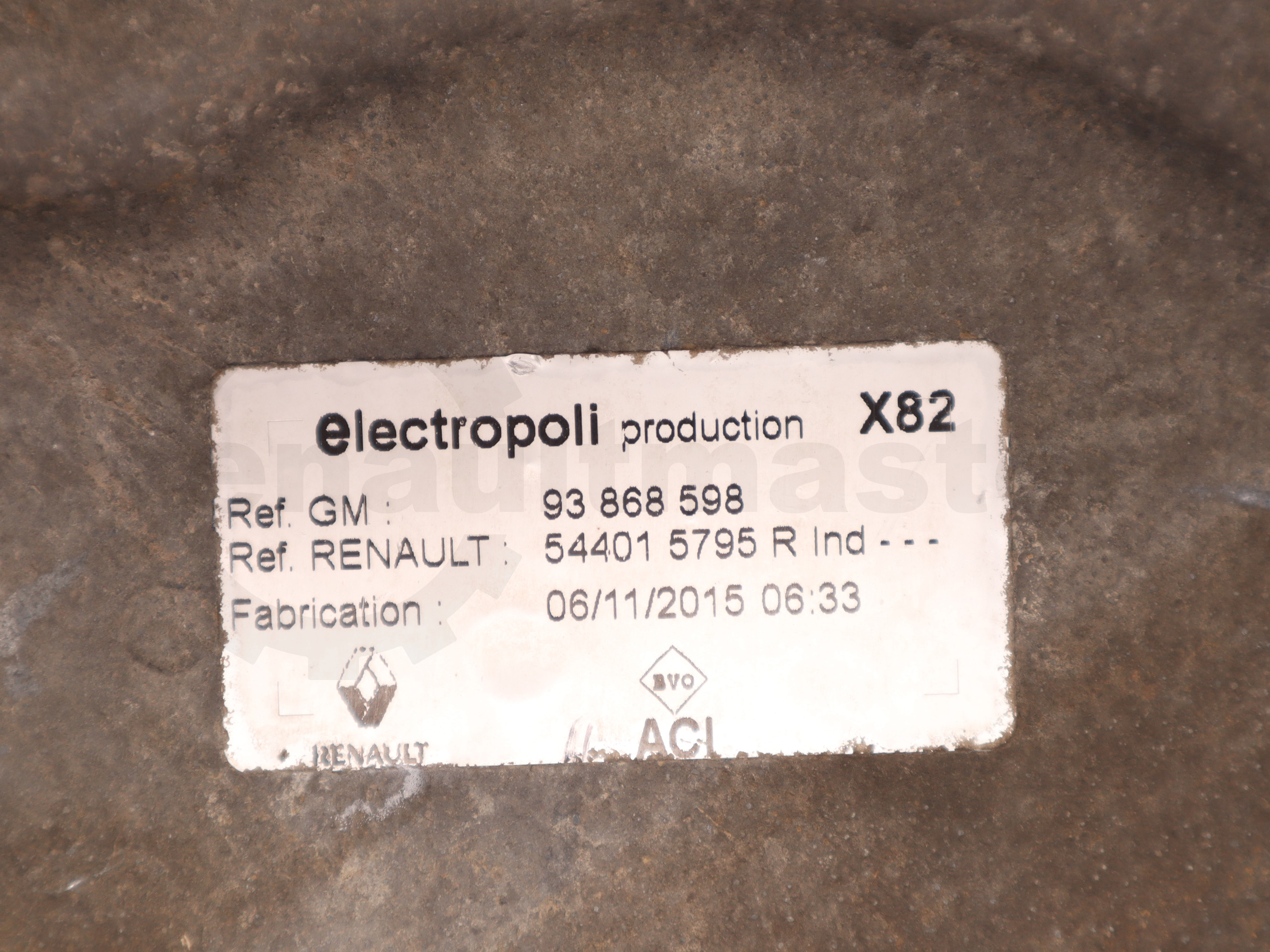 Підрамник двигуна (балка передня) з ричагами L+R Renault Trafic (Opel Vivaro, Nissan NV300) 2014 -, 544015795R Б/В