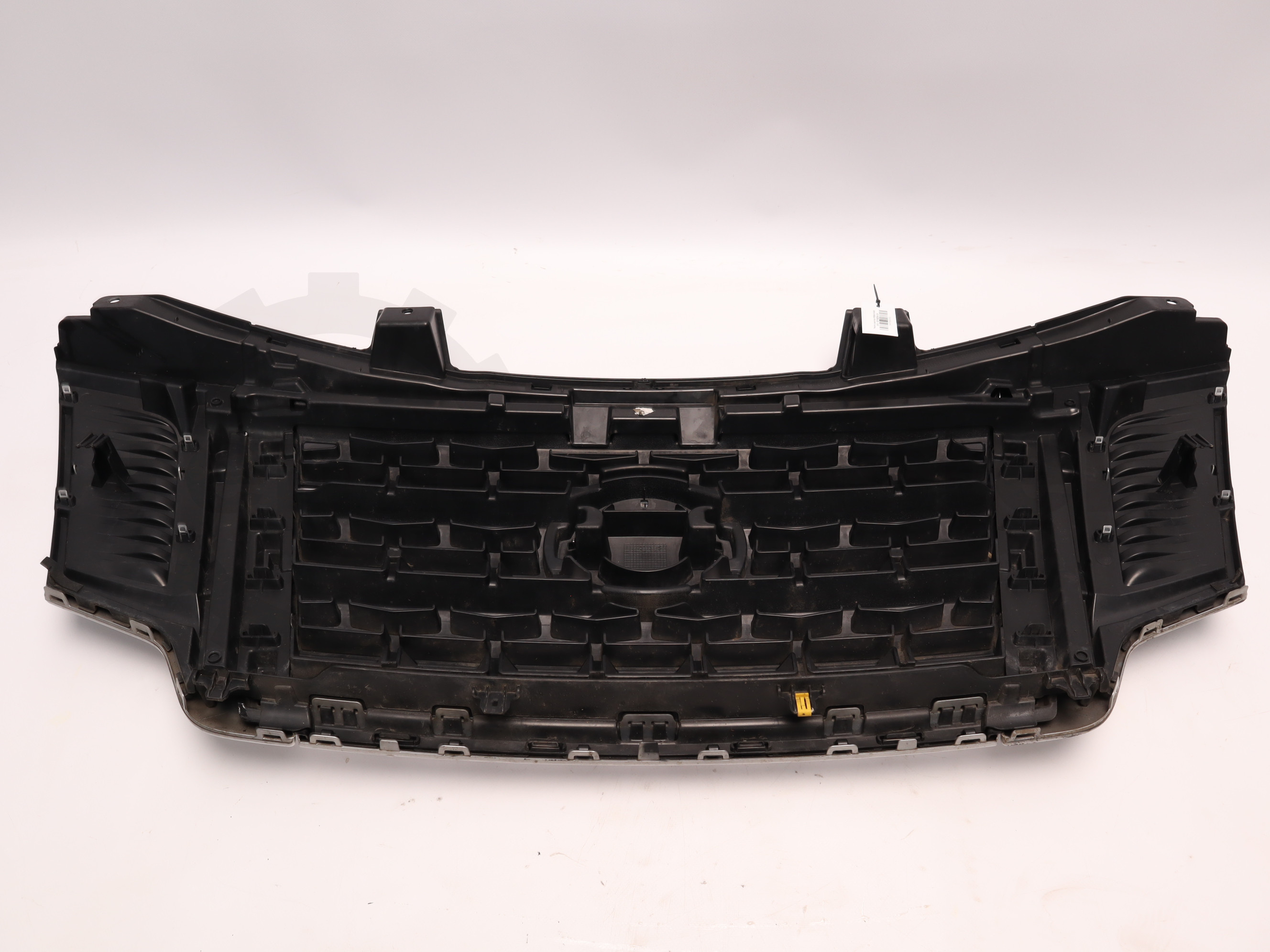 Решітка радіатора NISSAN NV400 2010, - 62310BZ50A Б/В