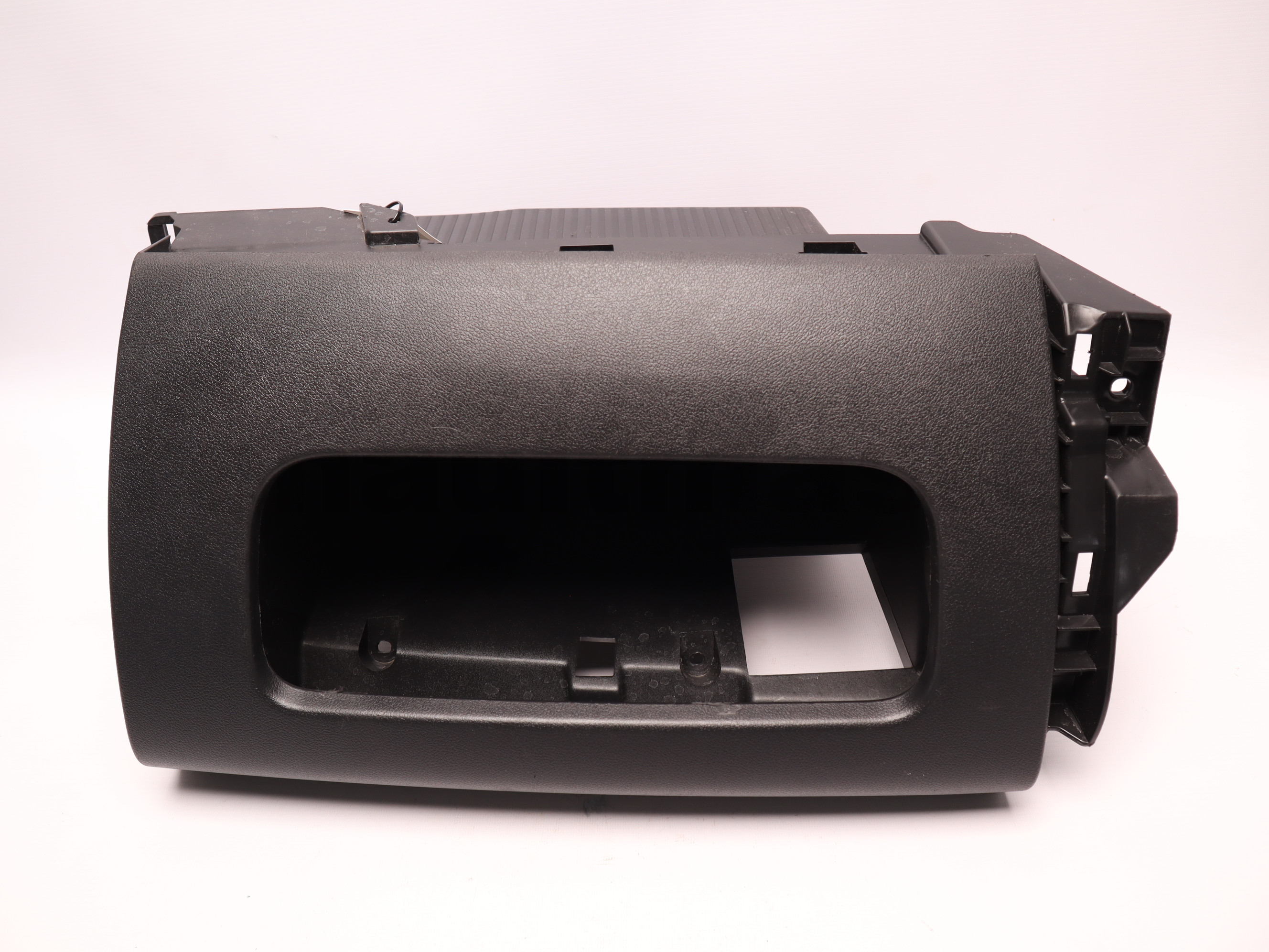 Бардачок пасажирський нижній Renault Trafic (Opel Vivaro, Nissan NV300) 2014 -, 681084578R Б/В