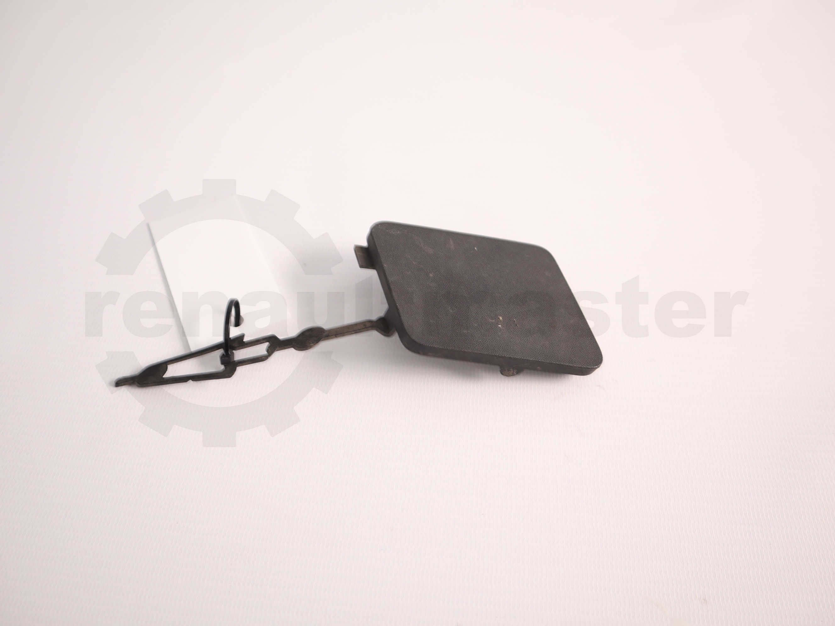 Заглушка в передній бампер Renault Master 2019-2024, - 511803464R Б/В