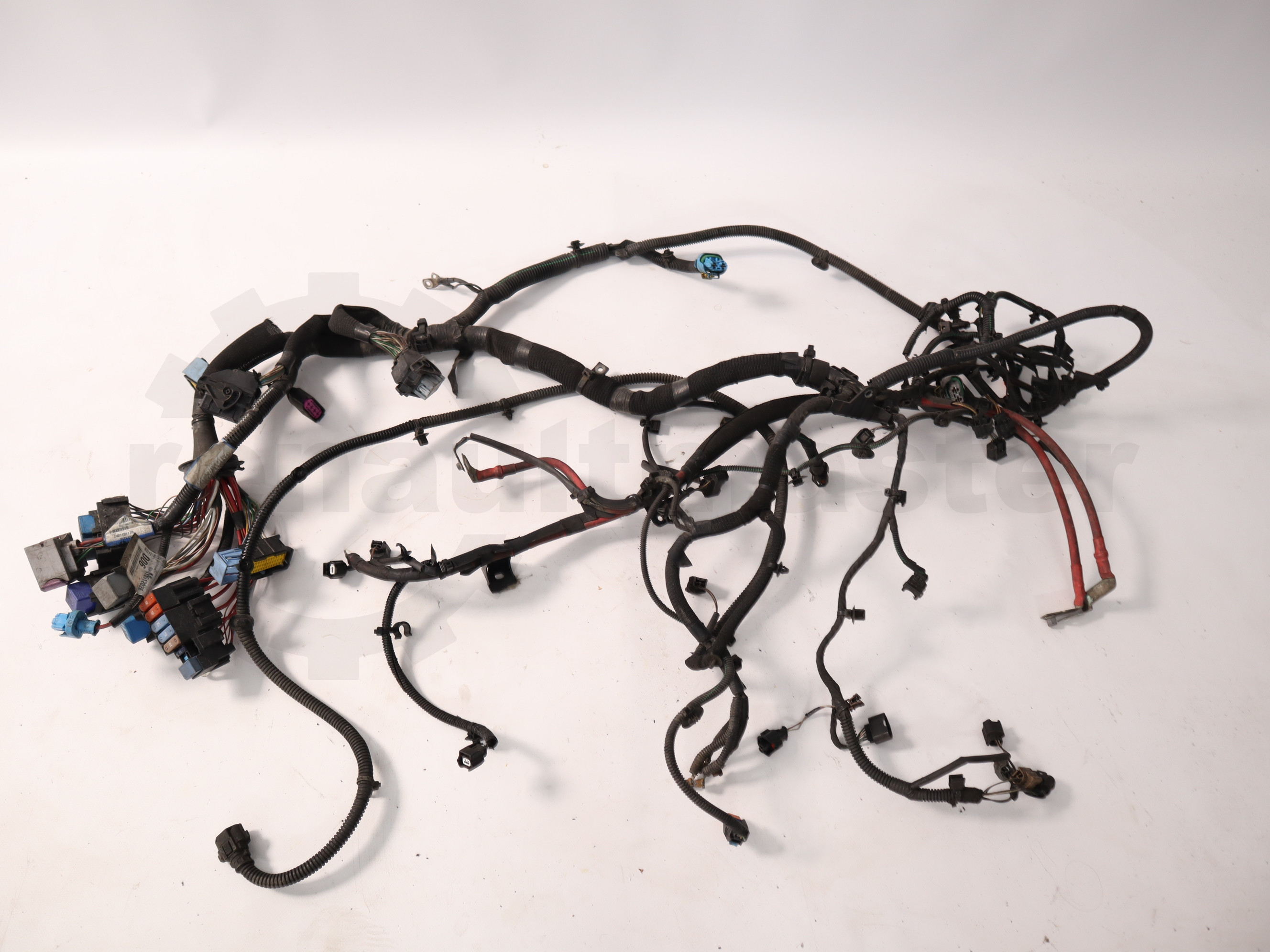 Електропроводка мотора з кондиціонером Renault Trafic (Opel Vivaro, Nissan NV300) 2014 -, 240115917R Б/В