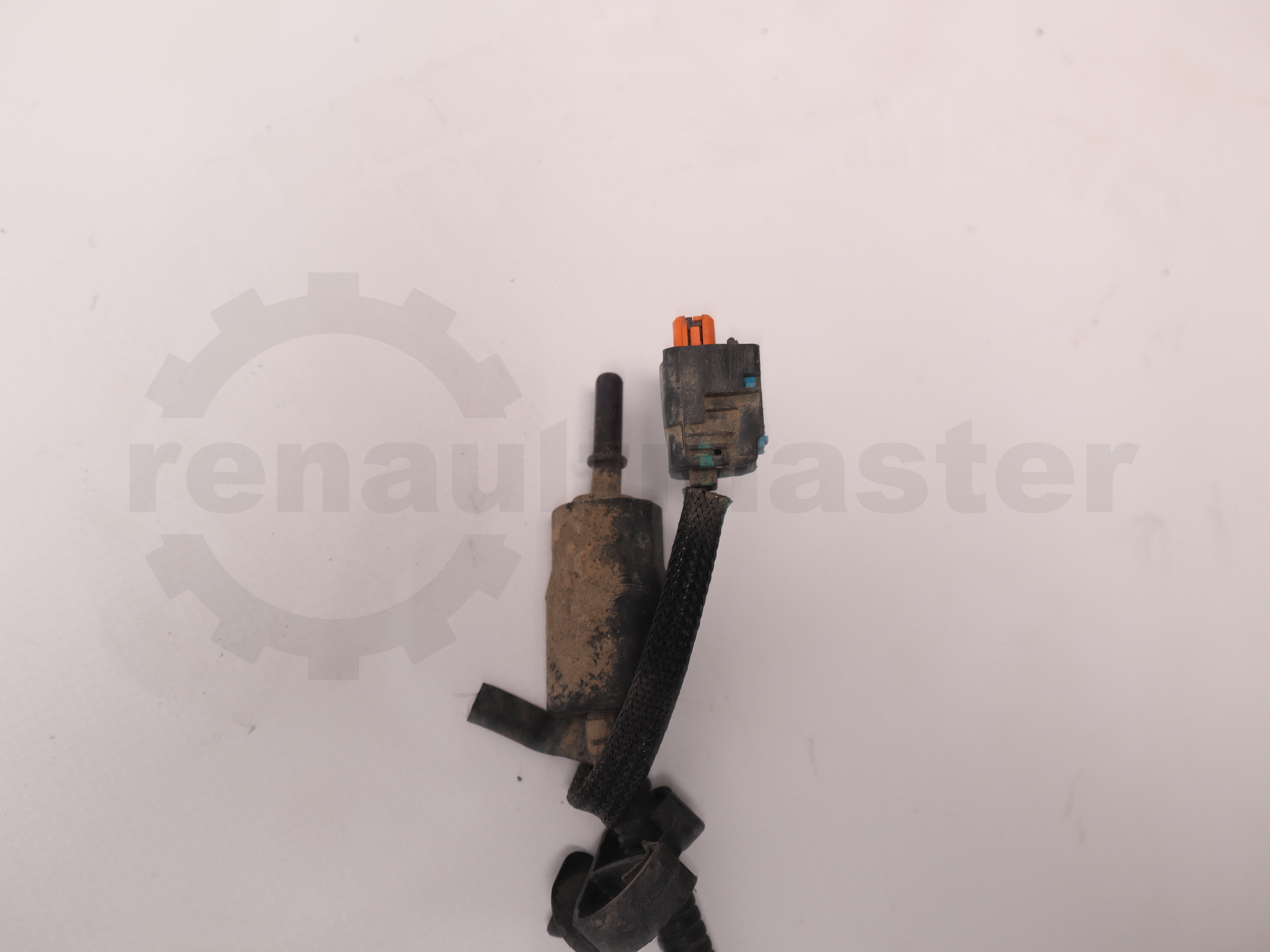 Трубка AdBlue Renault Trafic (Fiat Talento, Nissan NV300) 2.0 dCi 2022-> -  204200918R Б/В