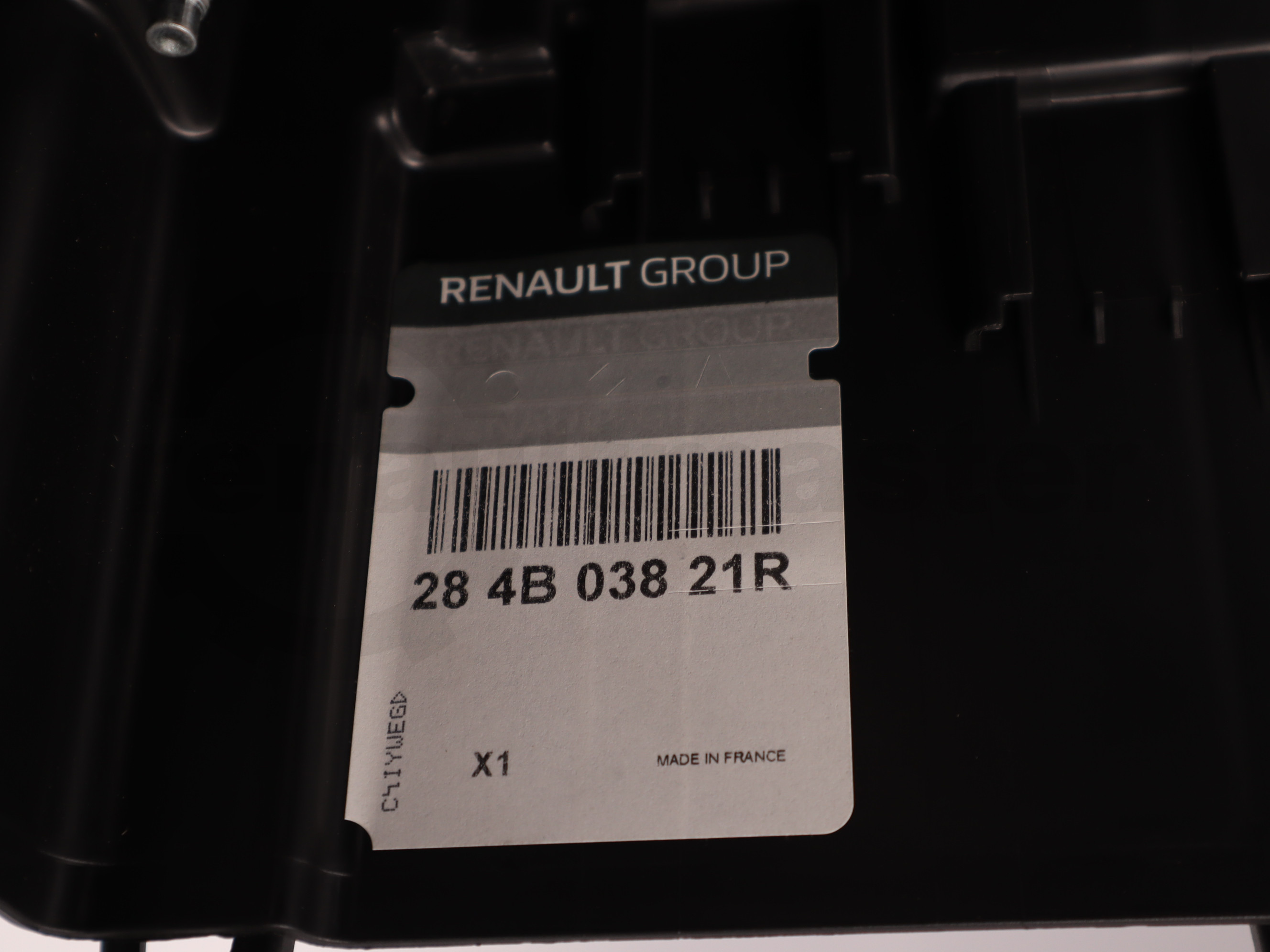 Корпус блоку запобіжників Renault Trafic (Fiat Talento, Nissan NV300) 2.0dCi 2022, - 284B03821R OE