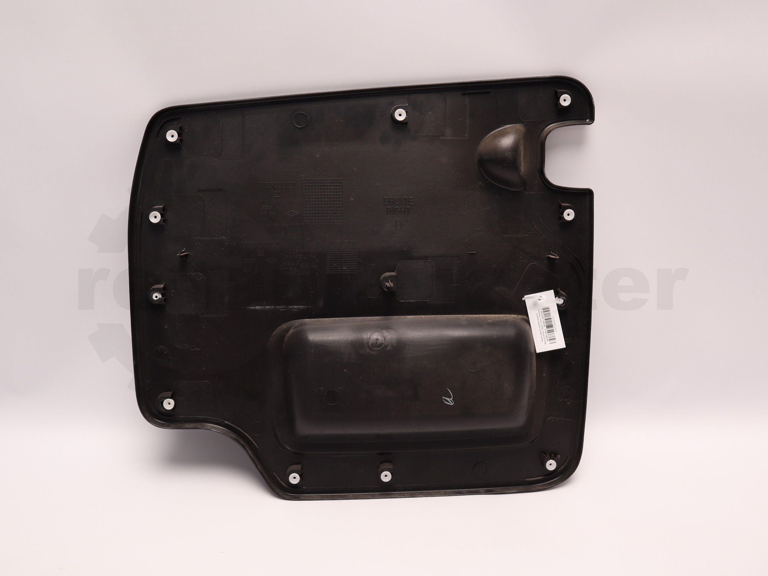 Карта задніх правих дверей Renault Trafic (Opel Vivaro, Nissan NV300) 2014 -, 909001140R Б/В