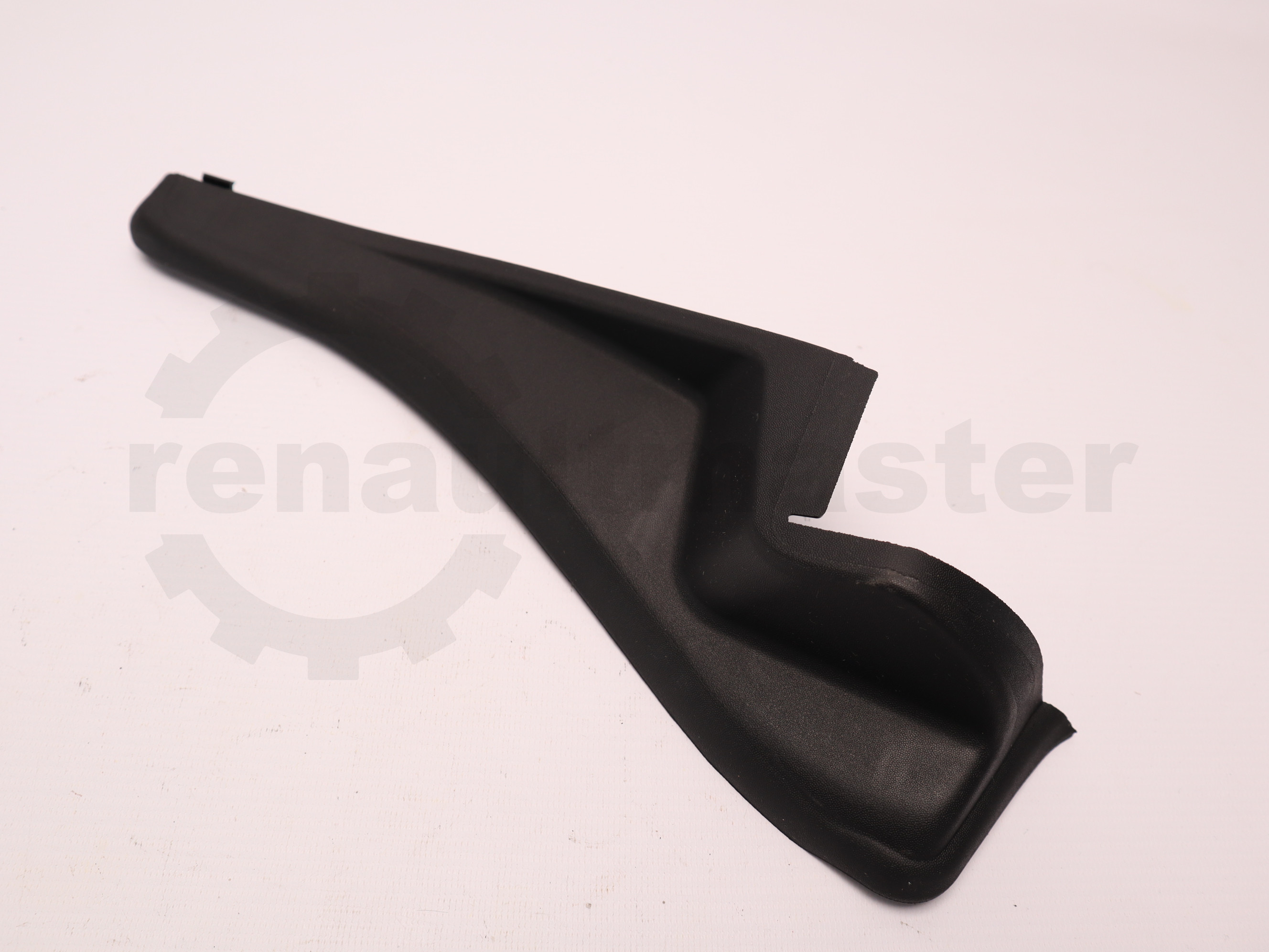 Накладка скла лобового ліва Renault Master (Opel Movano, Nissan NV400) 2020 -, 668101824R Polcar