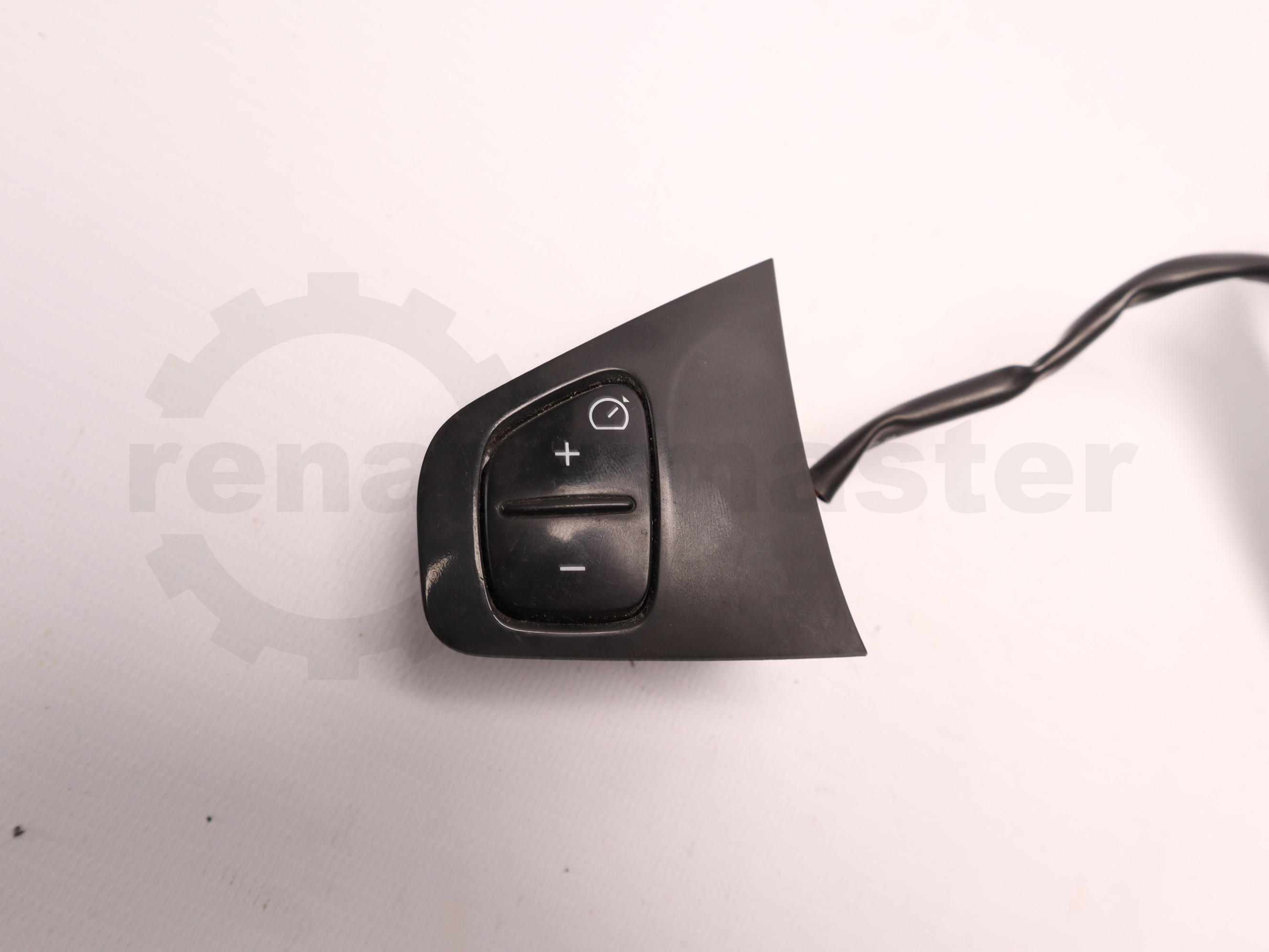 Кнопки круіз контроля Renault Trafic (Opel Vivaro, Nissan NV300) 2014 -, 484007588R Б/В