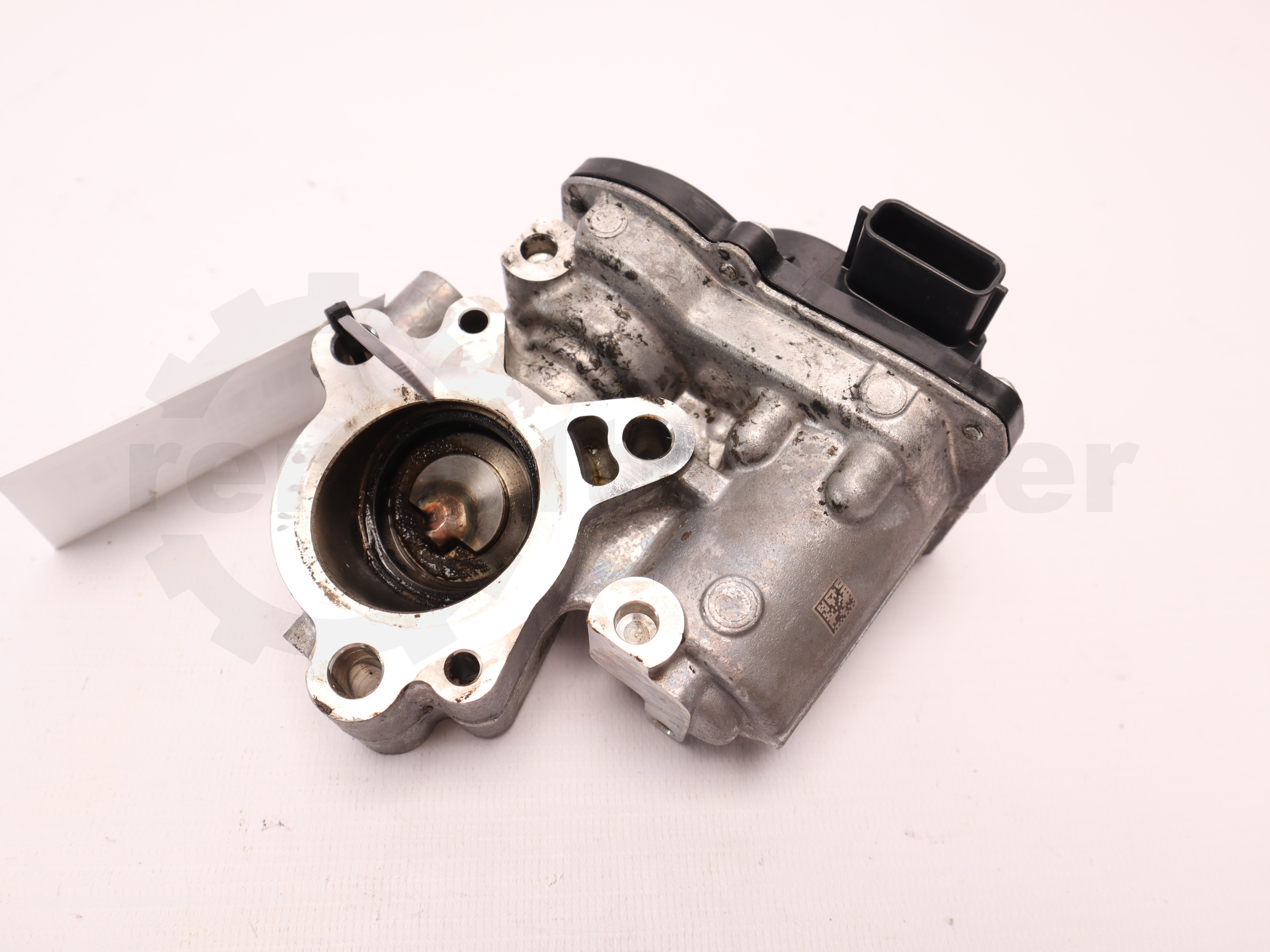 Клапан EGR Renault Trafic (Fiat Talento, Nissan NV300) 2.0dCi 2022, - 147100361R Б/В